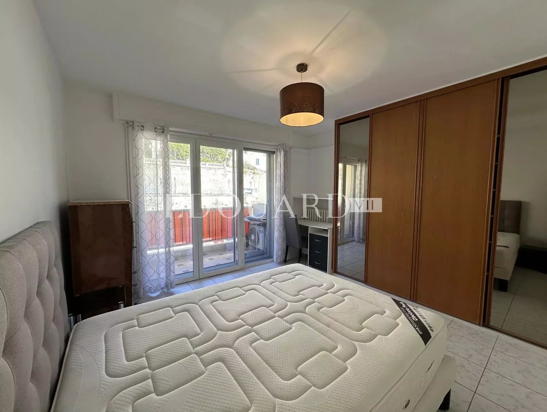 Кондоминиум в Menton, Alpes-Maritimes 11245854