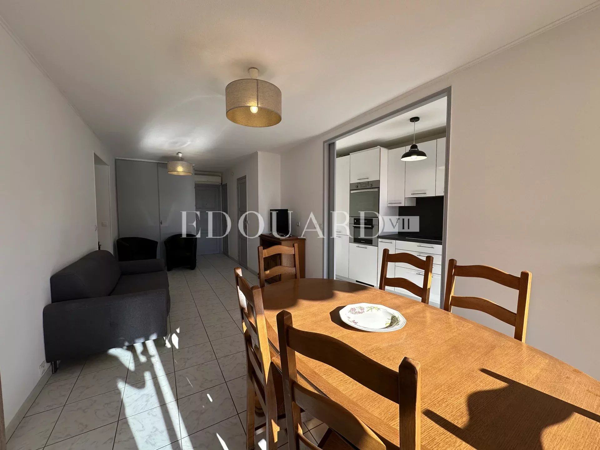 Кондоминиум в Menton, Alpes-Maritimes 11245854