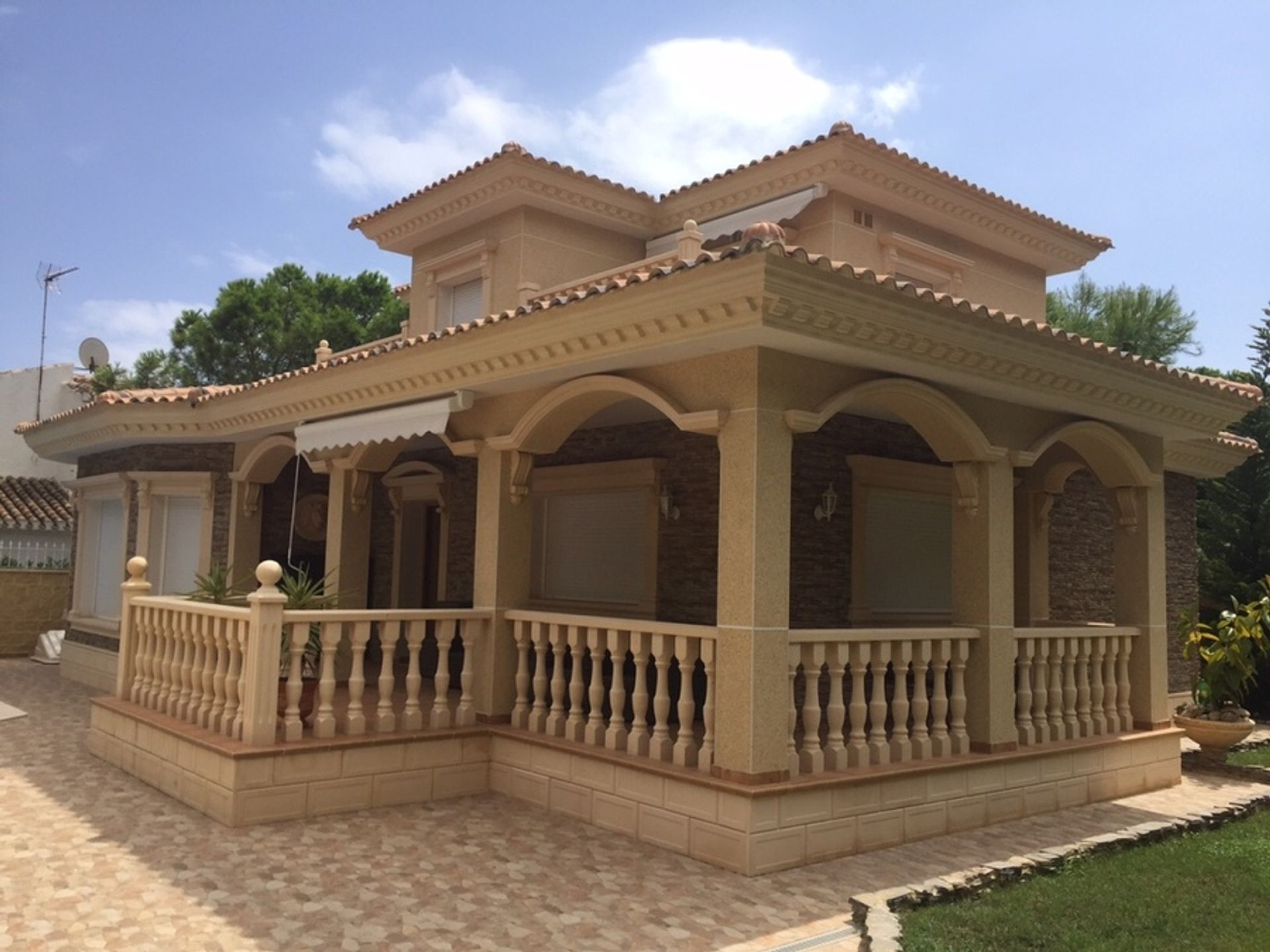 Rumah di Kampoamor, Valencia 11246250