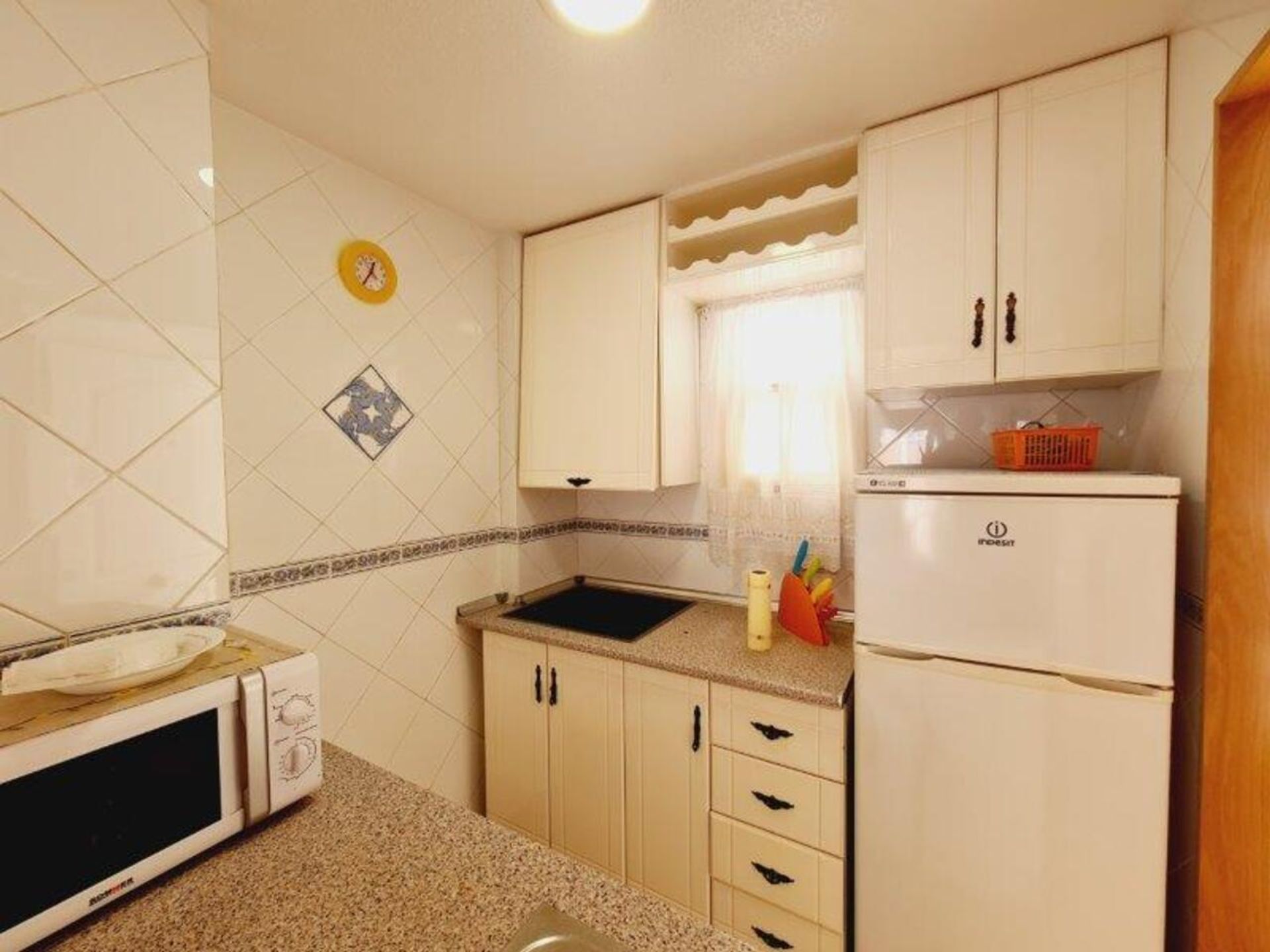 Condominium in Torrevieja, Comunidad Valenciana 11246876