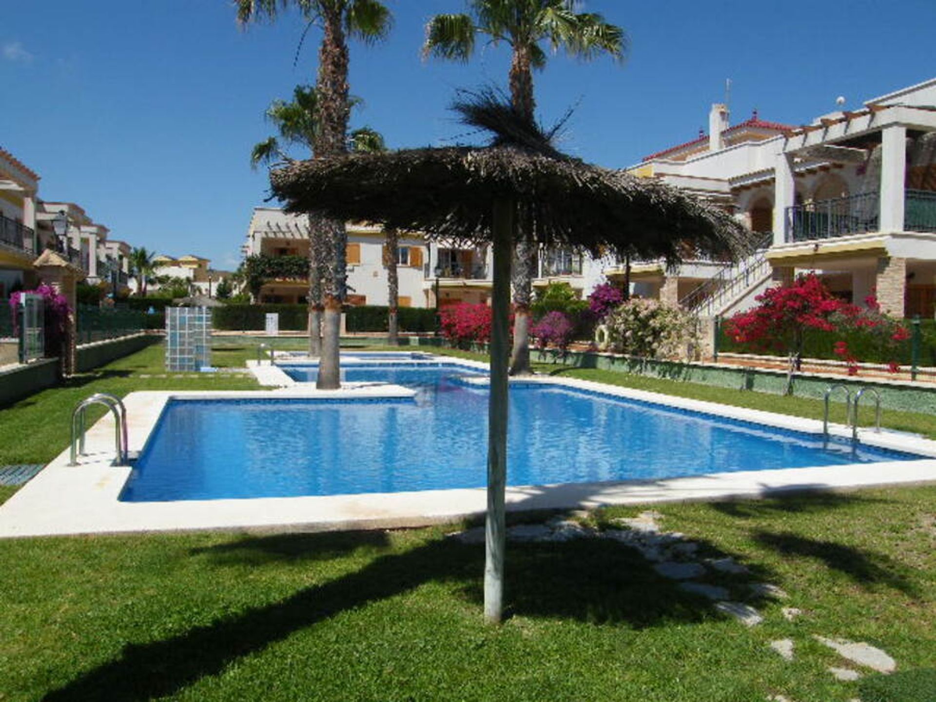 Huis in Daya Vieja, Valencia 11249411