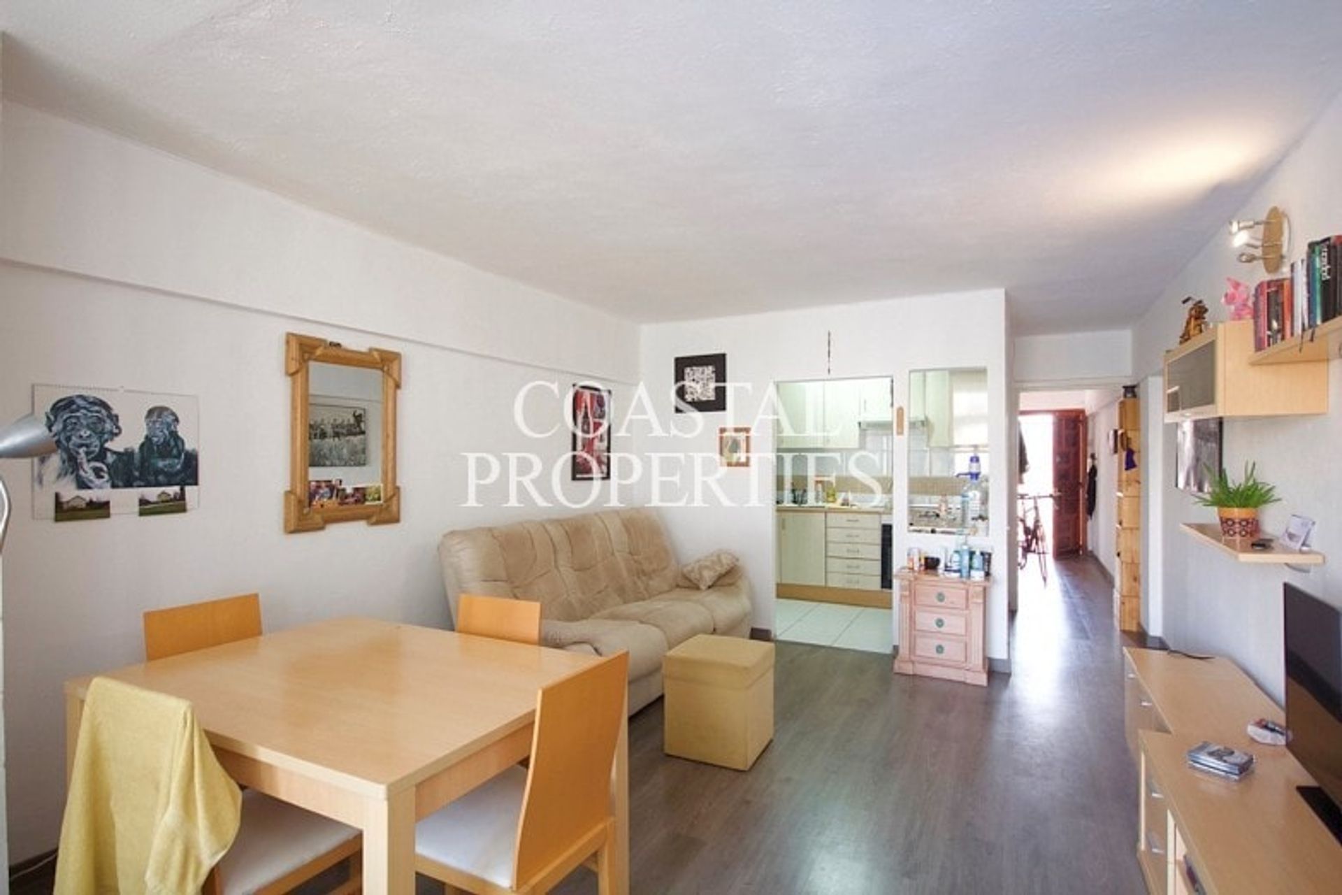 Condominium in Calvia, De Balearen 11250067