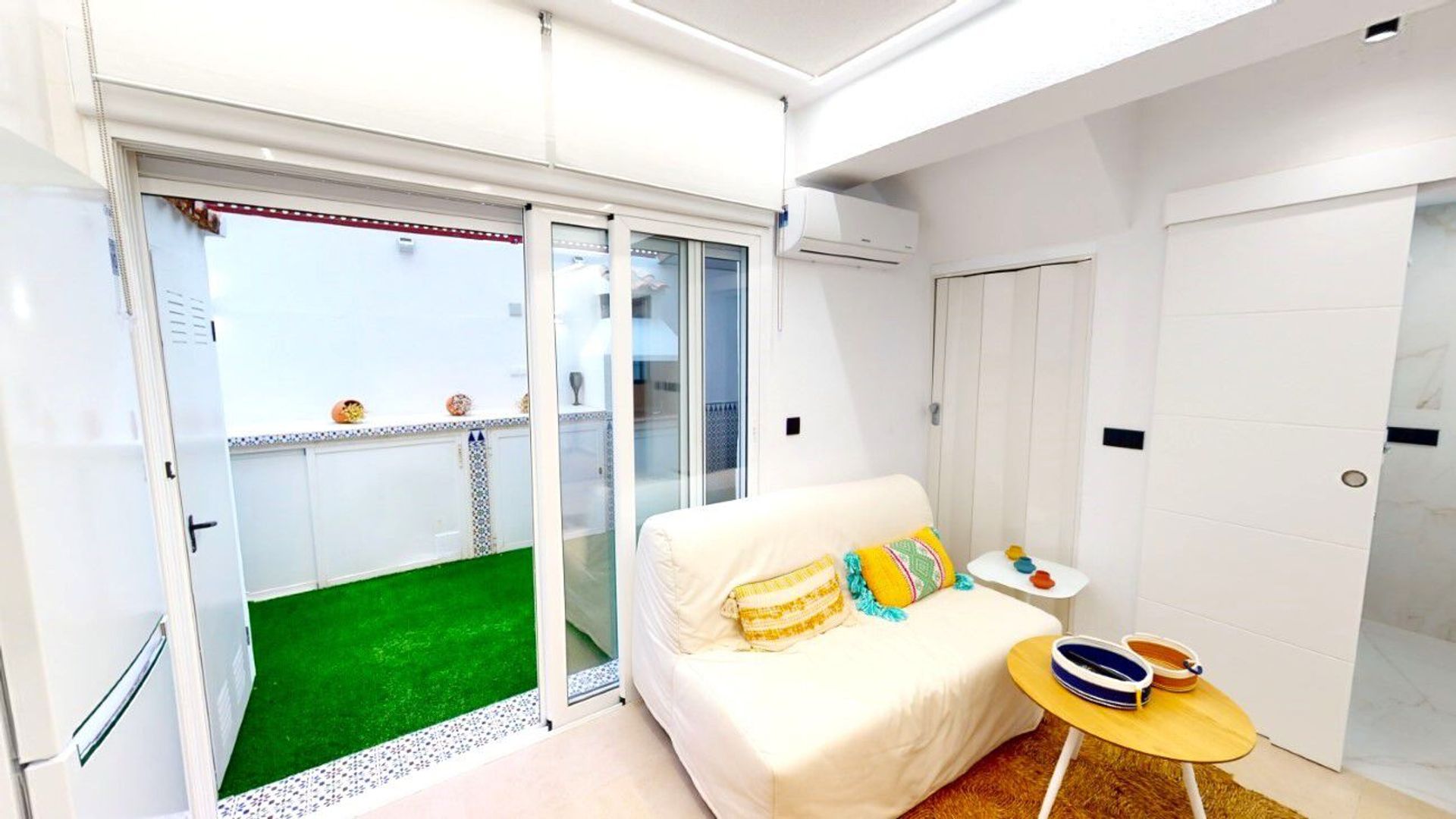 Condominium in El Tocino, Valencia 11250264