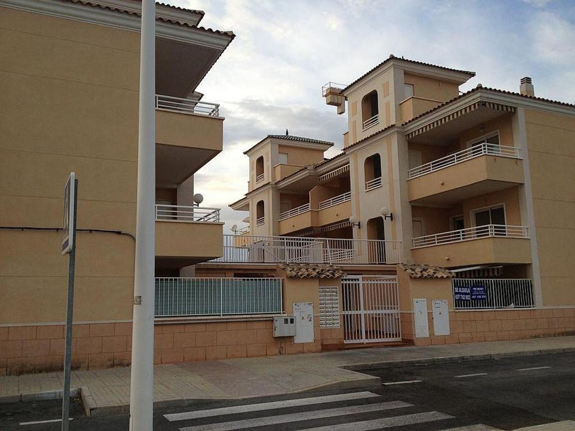 Condominium in La Marina, Valencia 11251217