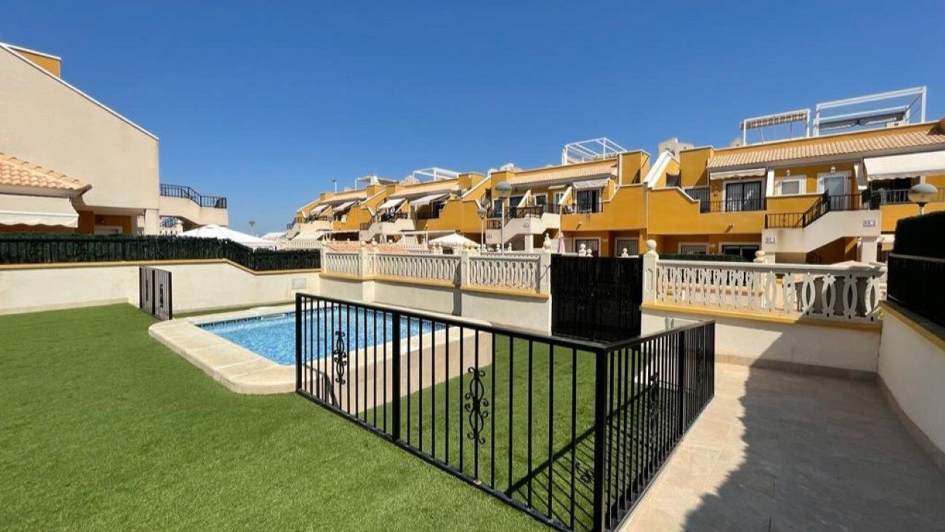 Condominio en Alicante (Alacant), Comunidad Valenciana 11251317