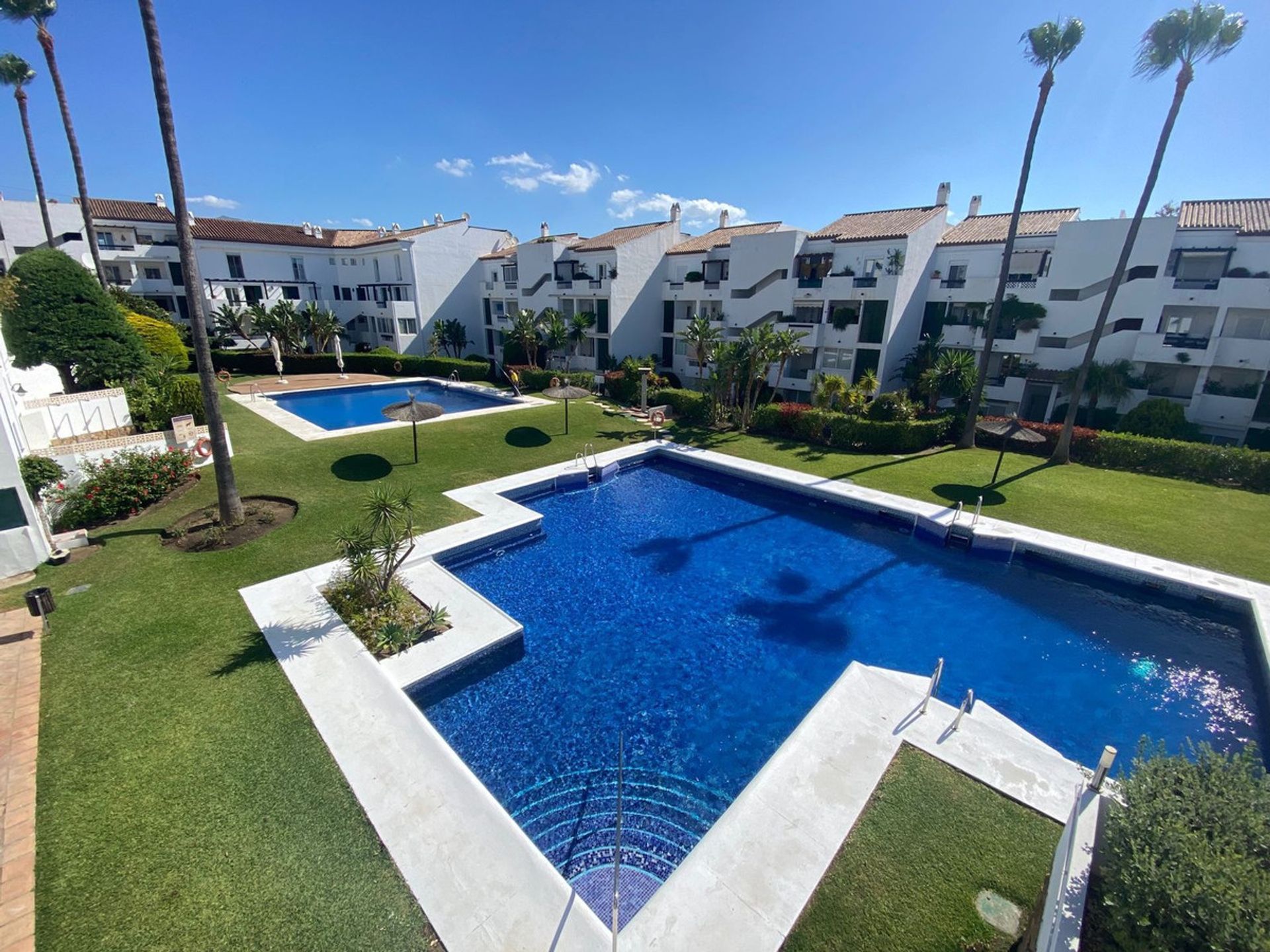 Кондоминиум в Estepona, Andalucía 11252679