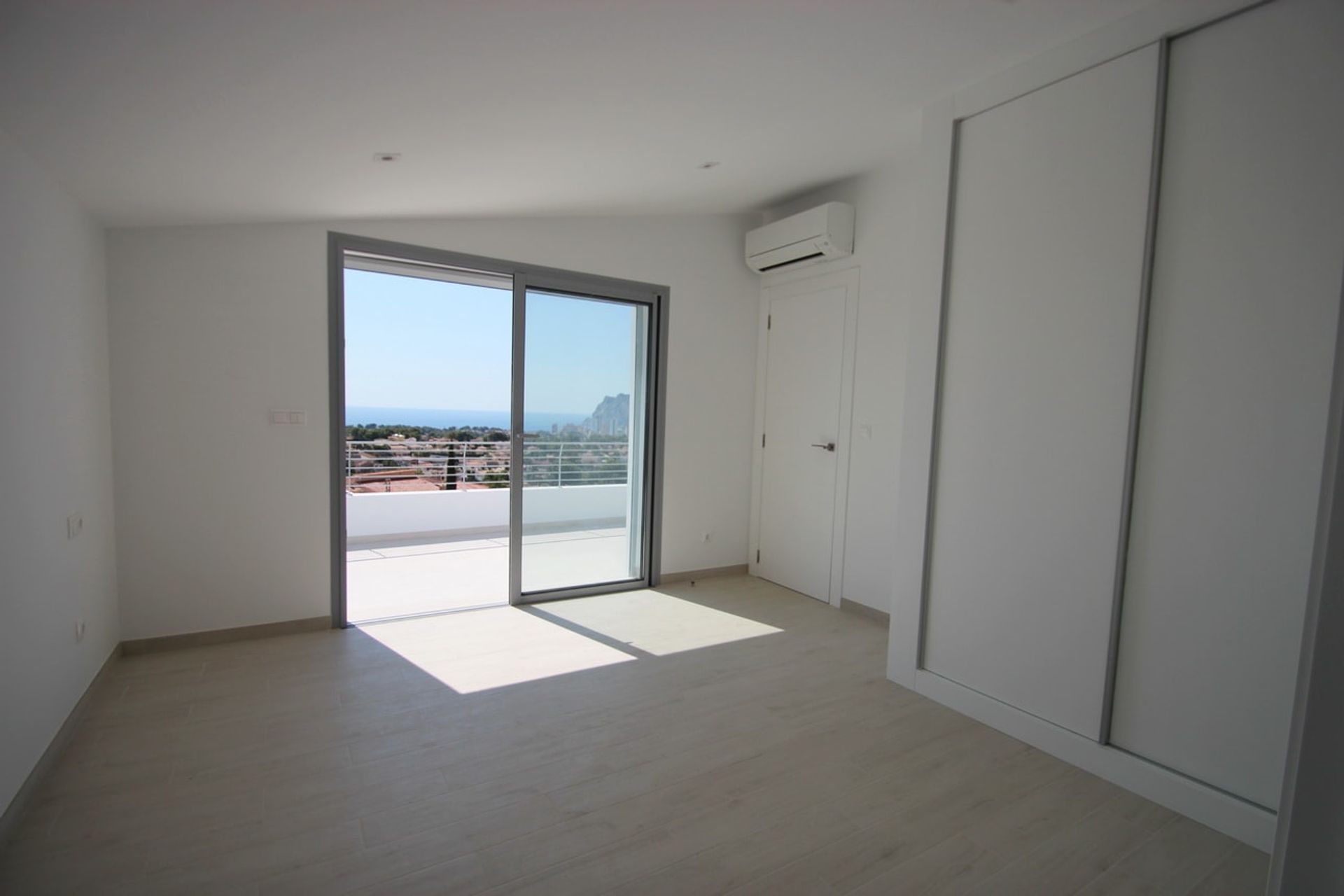 rumah dalam Calpe, Comunidad Valenciana 11253401