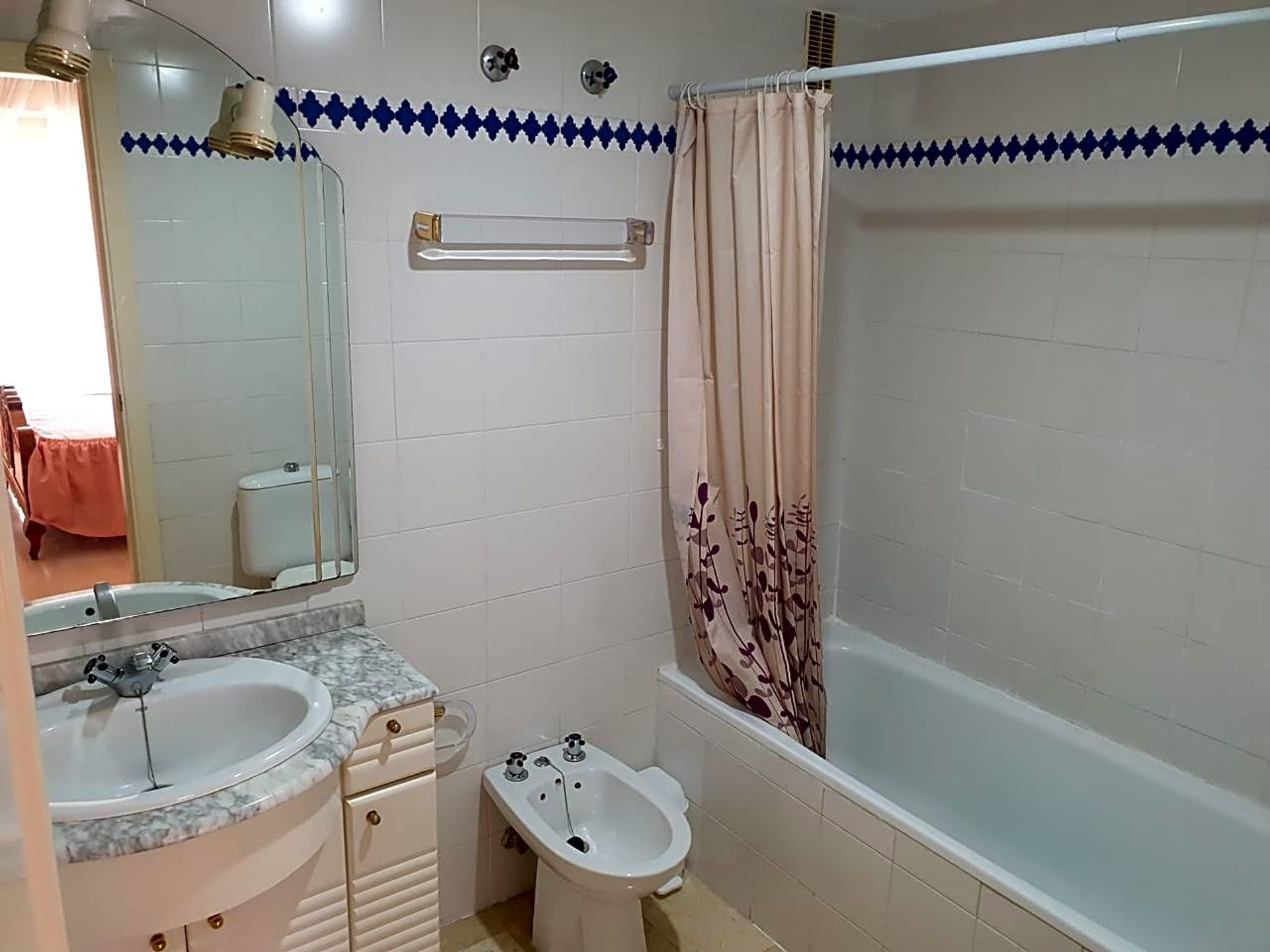 Квартира в Fuengirola, Andalucía 11253649