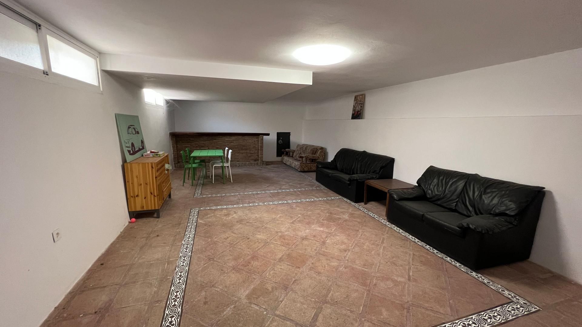 Huis in Alhaurín de la Torre, Andalucía 11254283