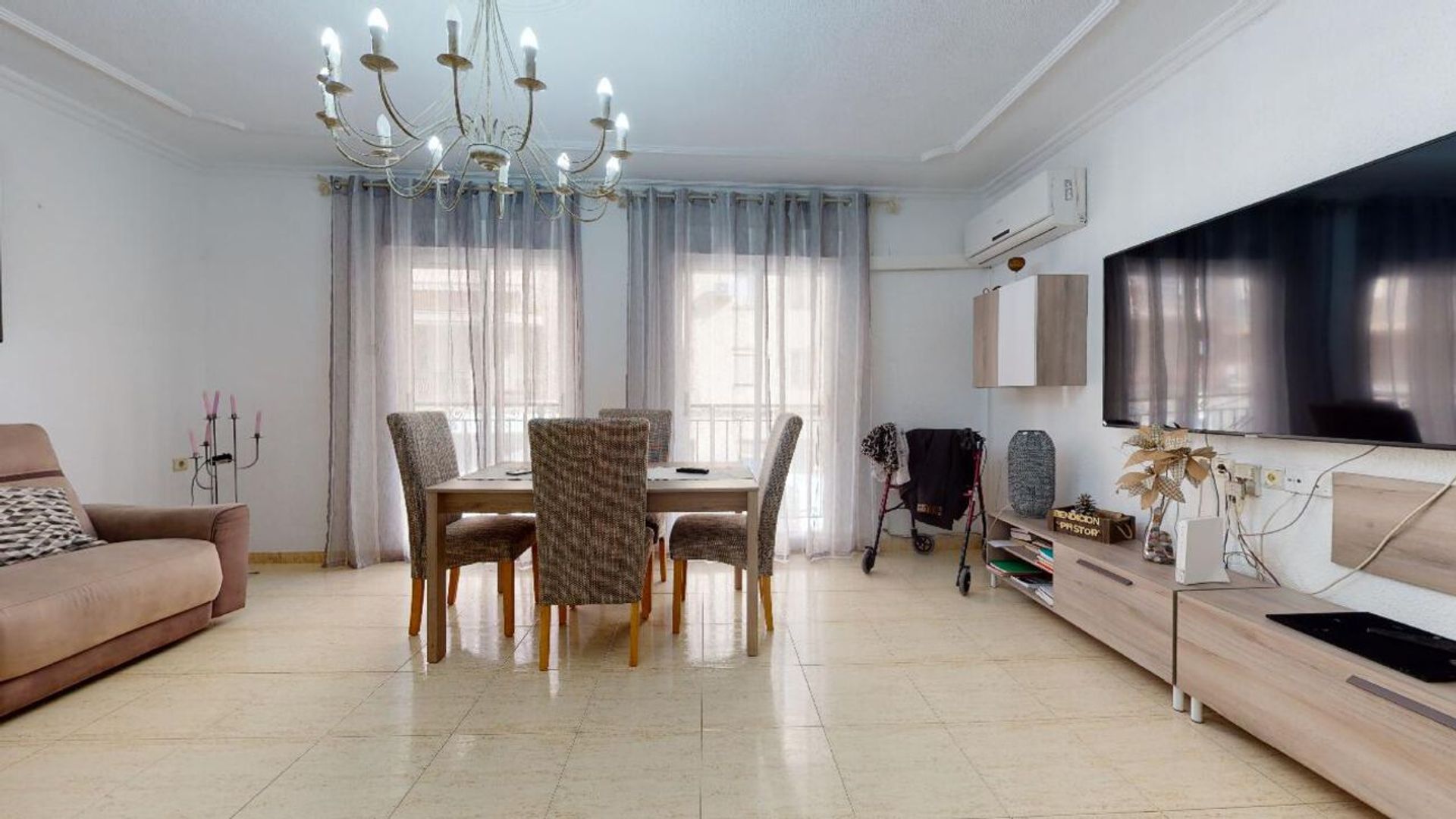 Condominium in Elche, Valencia 11254417