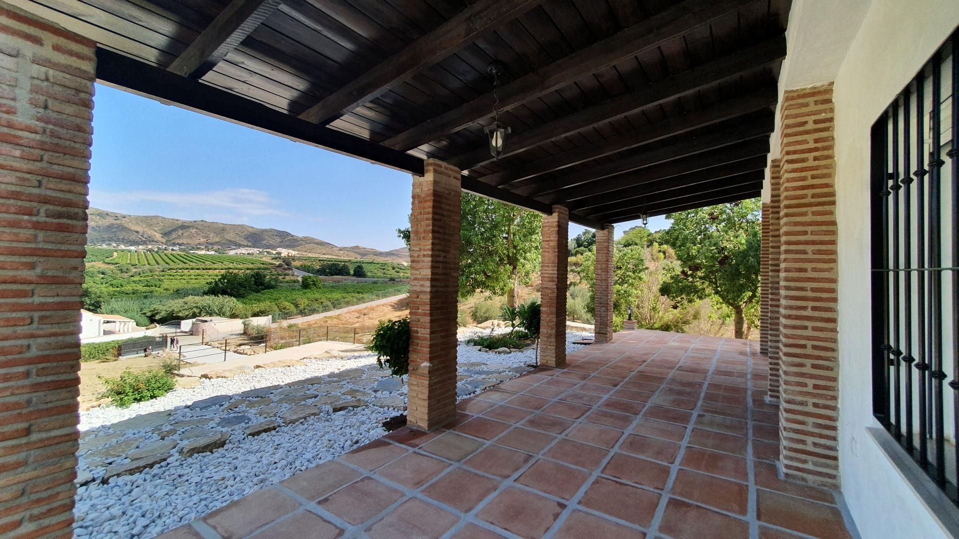 Huis in Alhaurín de la Torre, Andalucía 11255793