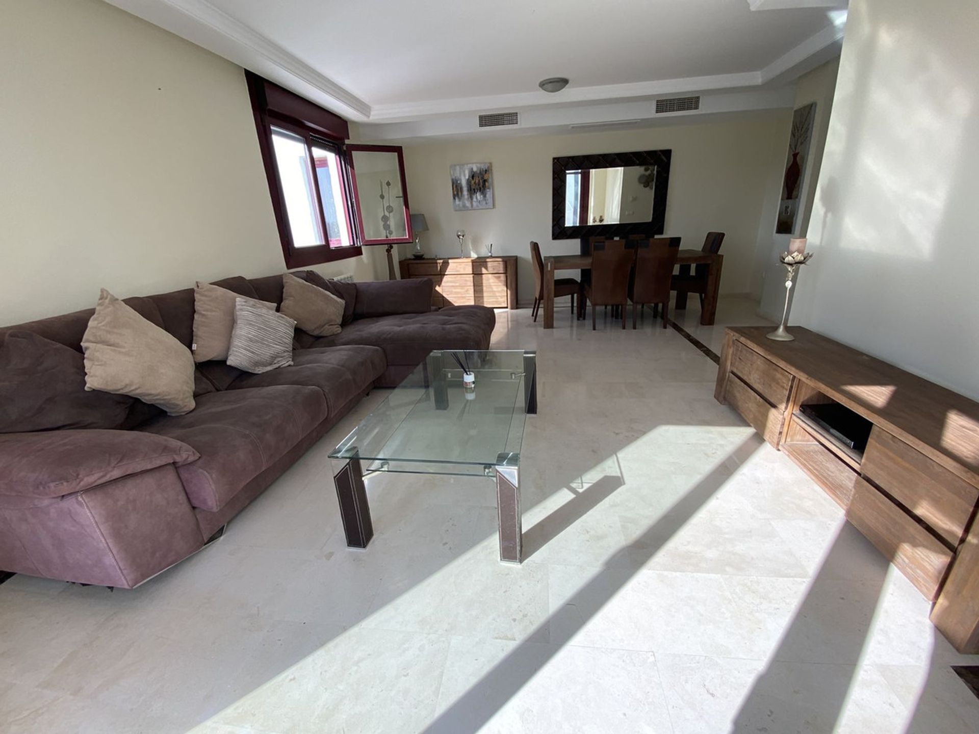 Condominium dans San Luis de Sabinillas, Andalousie 11255828