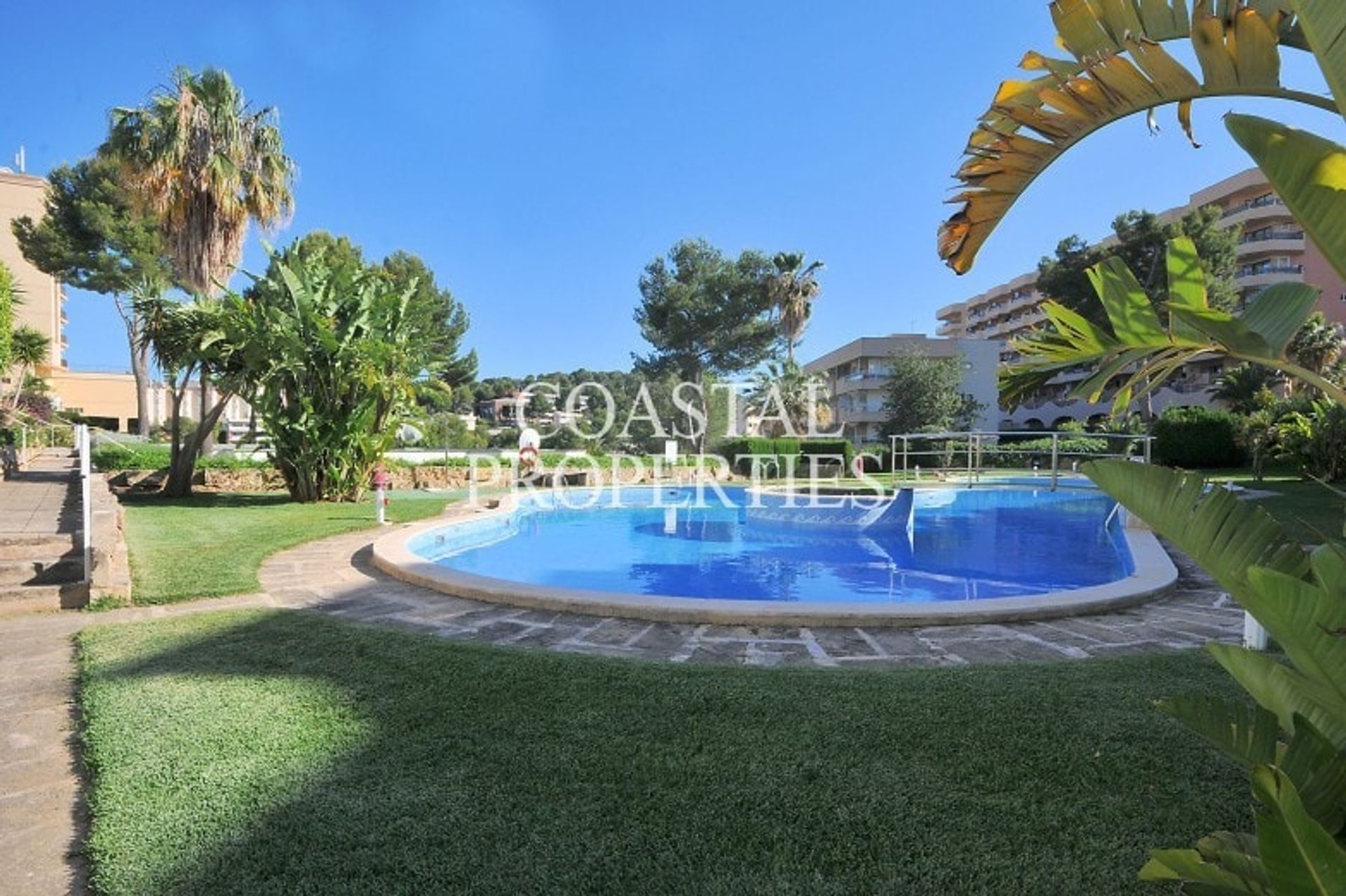 Condominium in Calvia, De Balearen 11256178