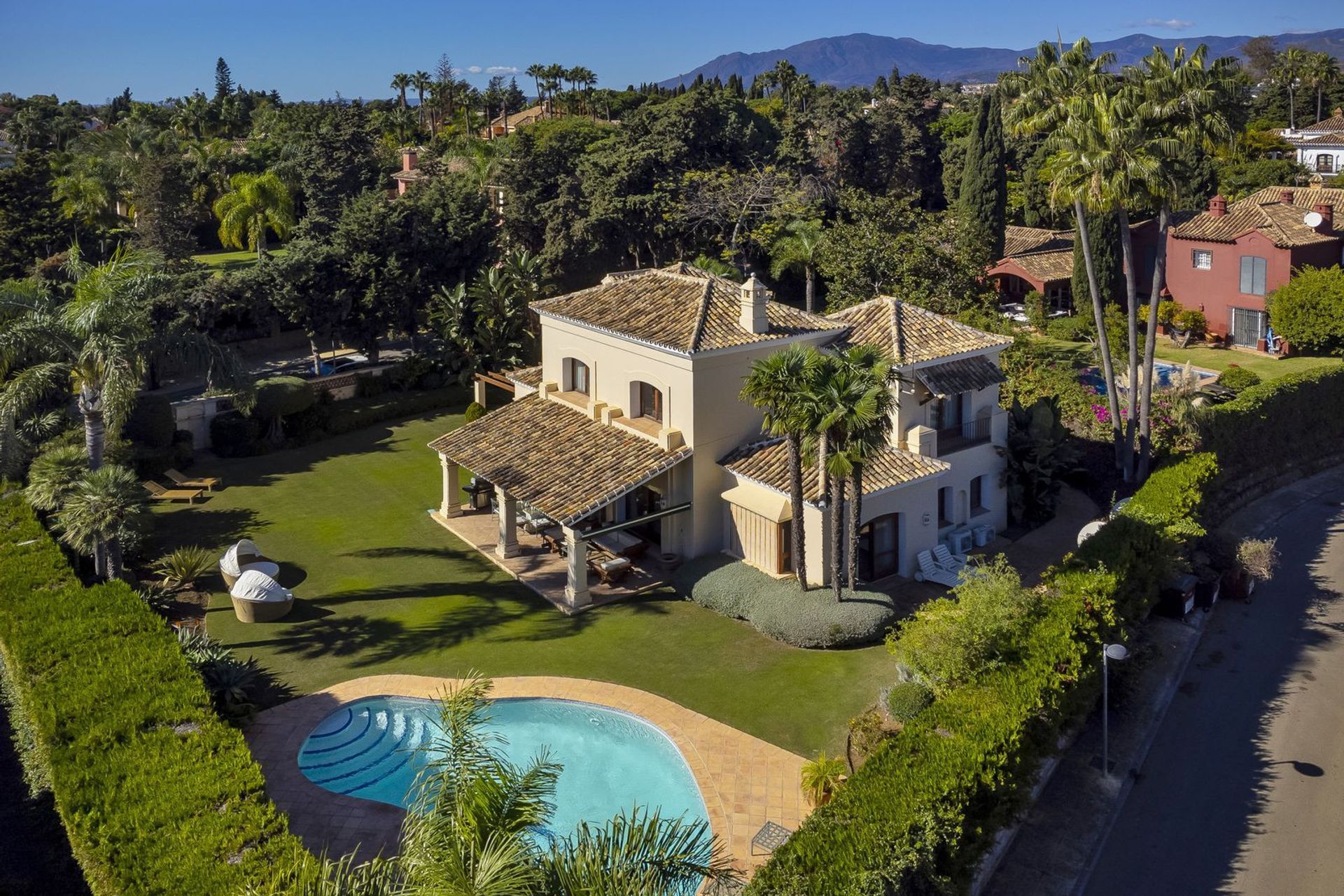 Haus im San Pedro Alcántara, Andalucía 11256386