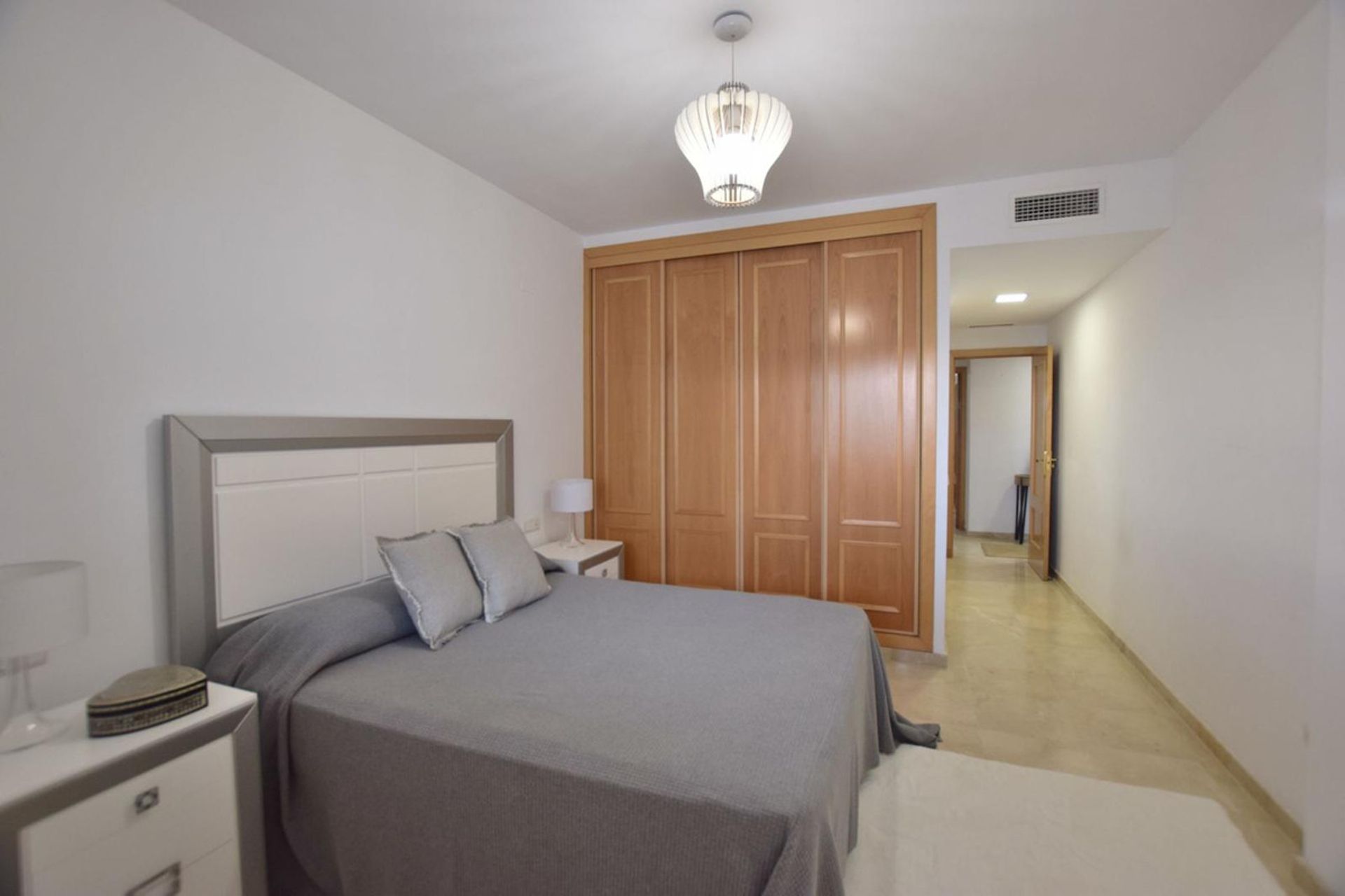 Condominium in Fuengirola, Andalucía 11257469