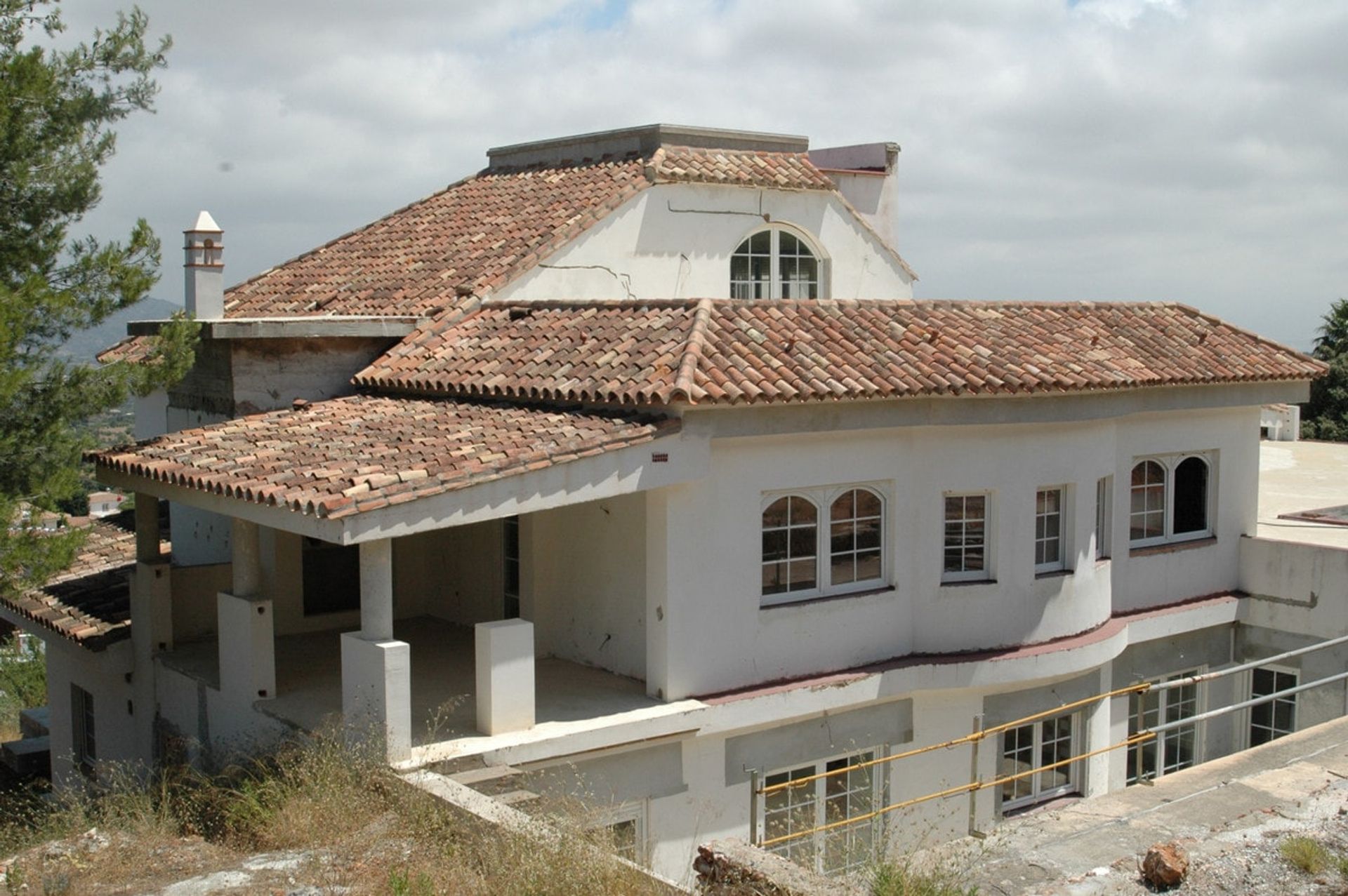 Rumah di Alhaurin el Grande, Andalusia 11259067