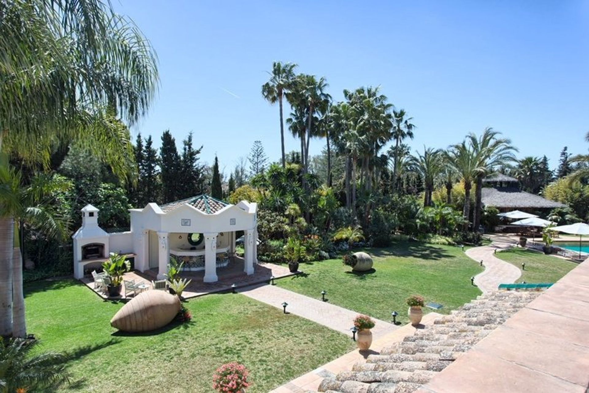 Casa nel Estepona, Andalucía 11259280