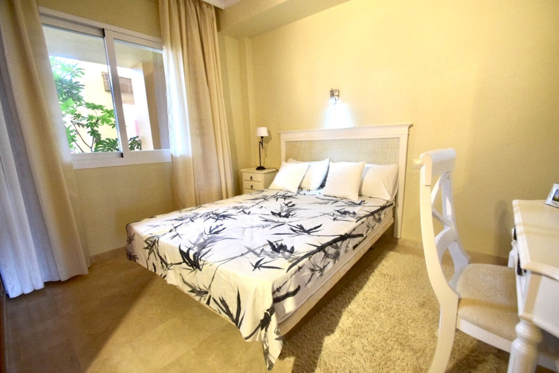 Condominium in Las Lagunas de Mijas, Andalucía 11259427