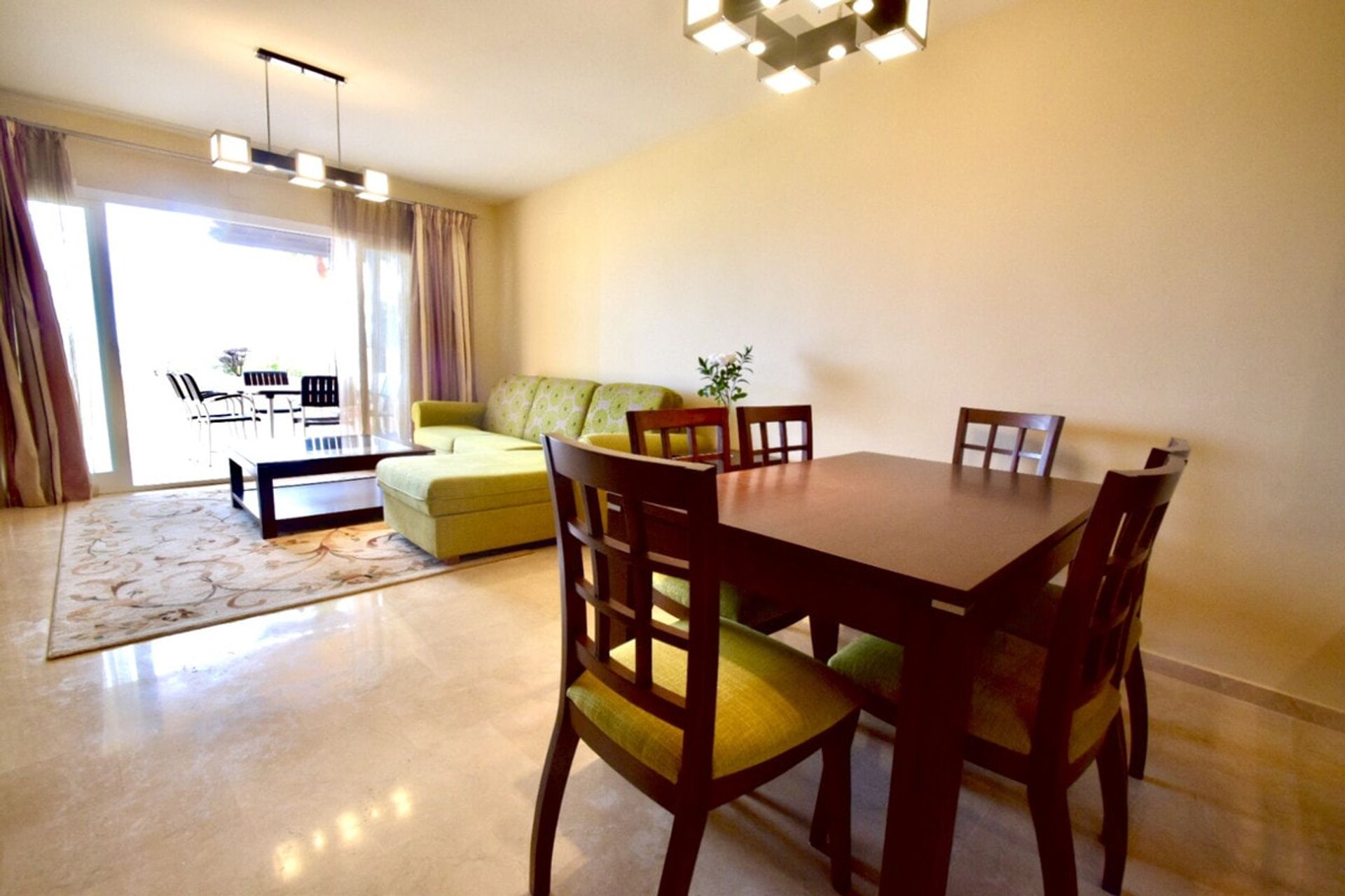 Condominium in Fuengirola, Andalusia 11259427