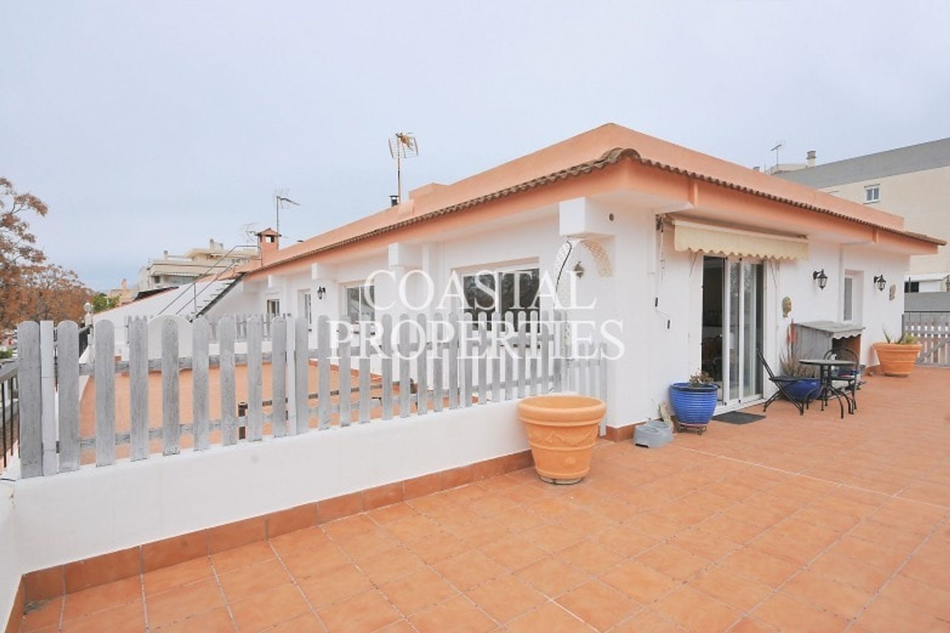 Condominium in Calvia, De Balearen 11259994