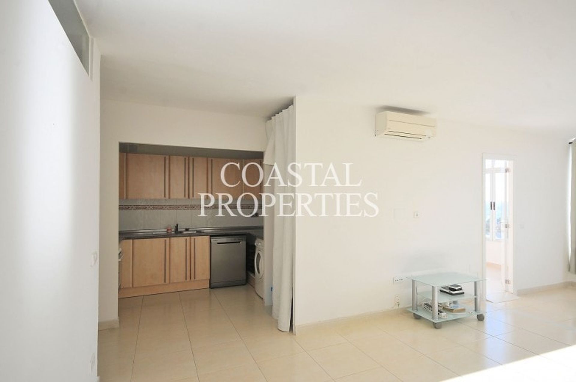 Condominium in Calvia, De Balearen 11260242