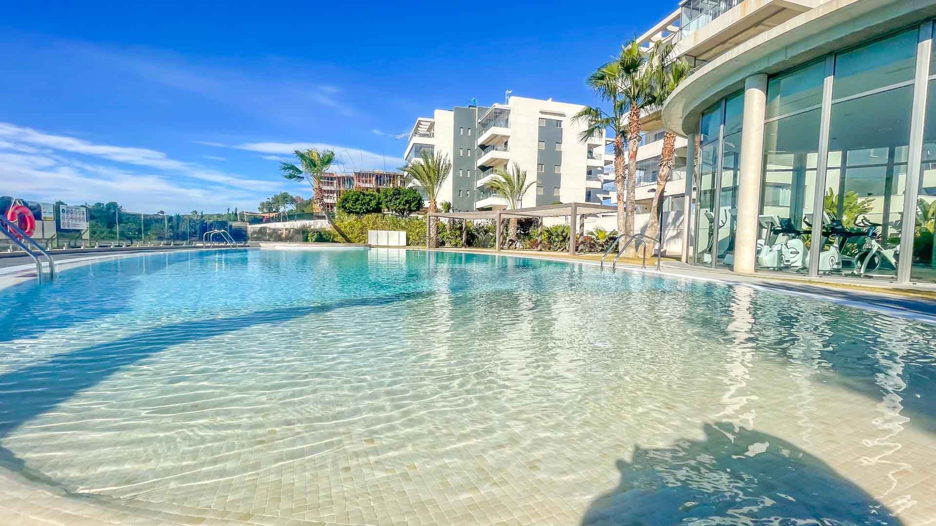 Condominium in Campoamor, Valencia 11262500