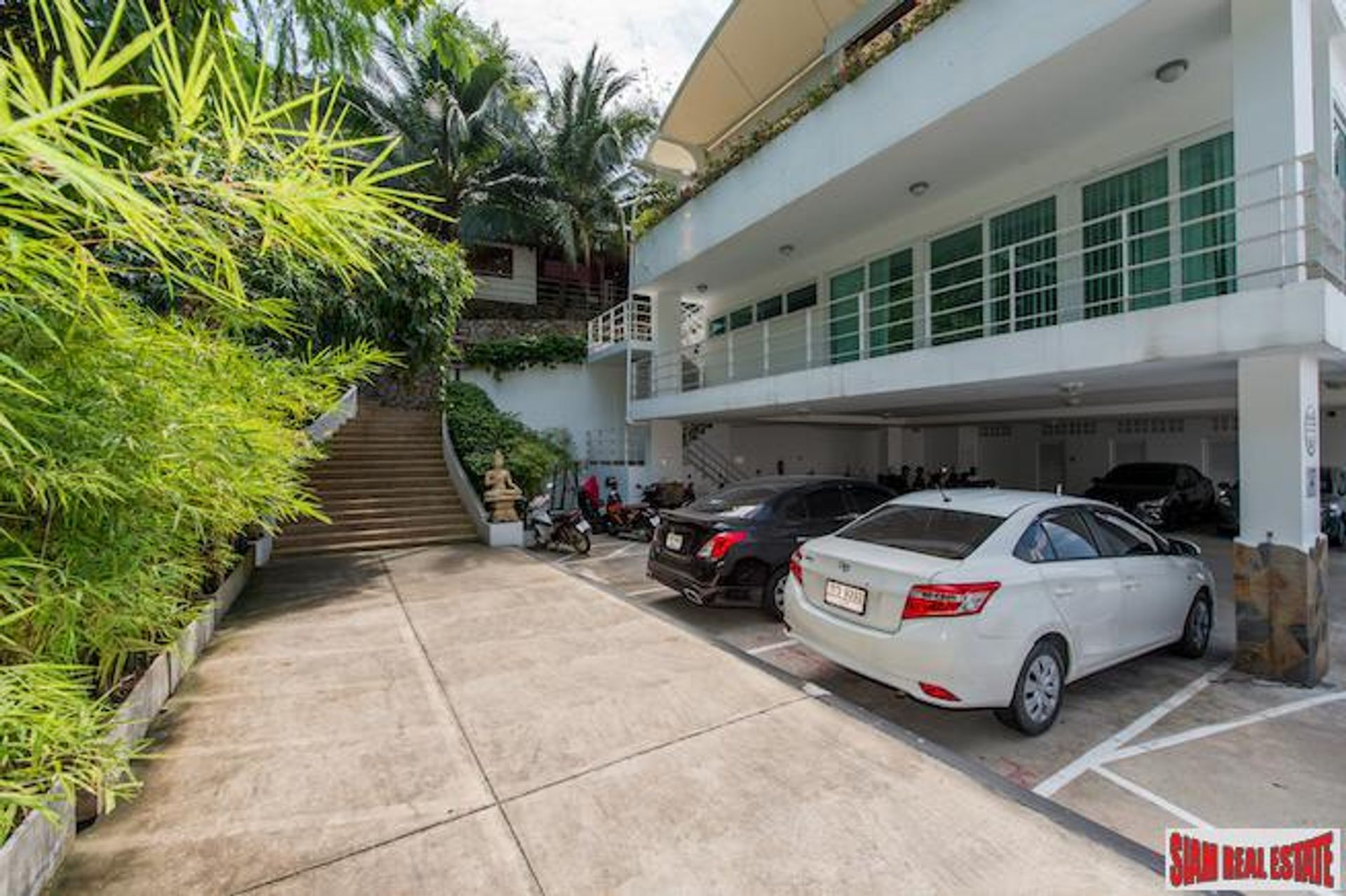 Kondominium dalam Karon, Phuket 11263037