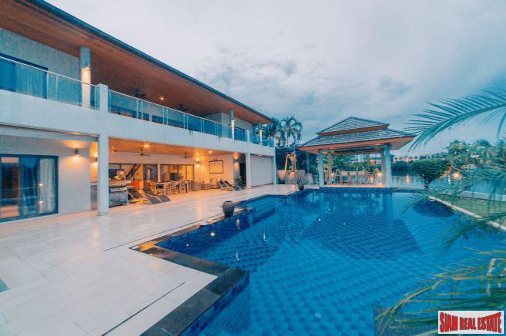 Будинок в Chalong, Phuket 11263074