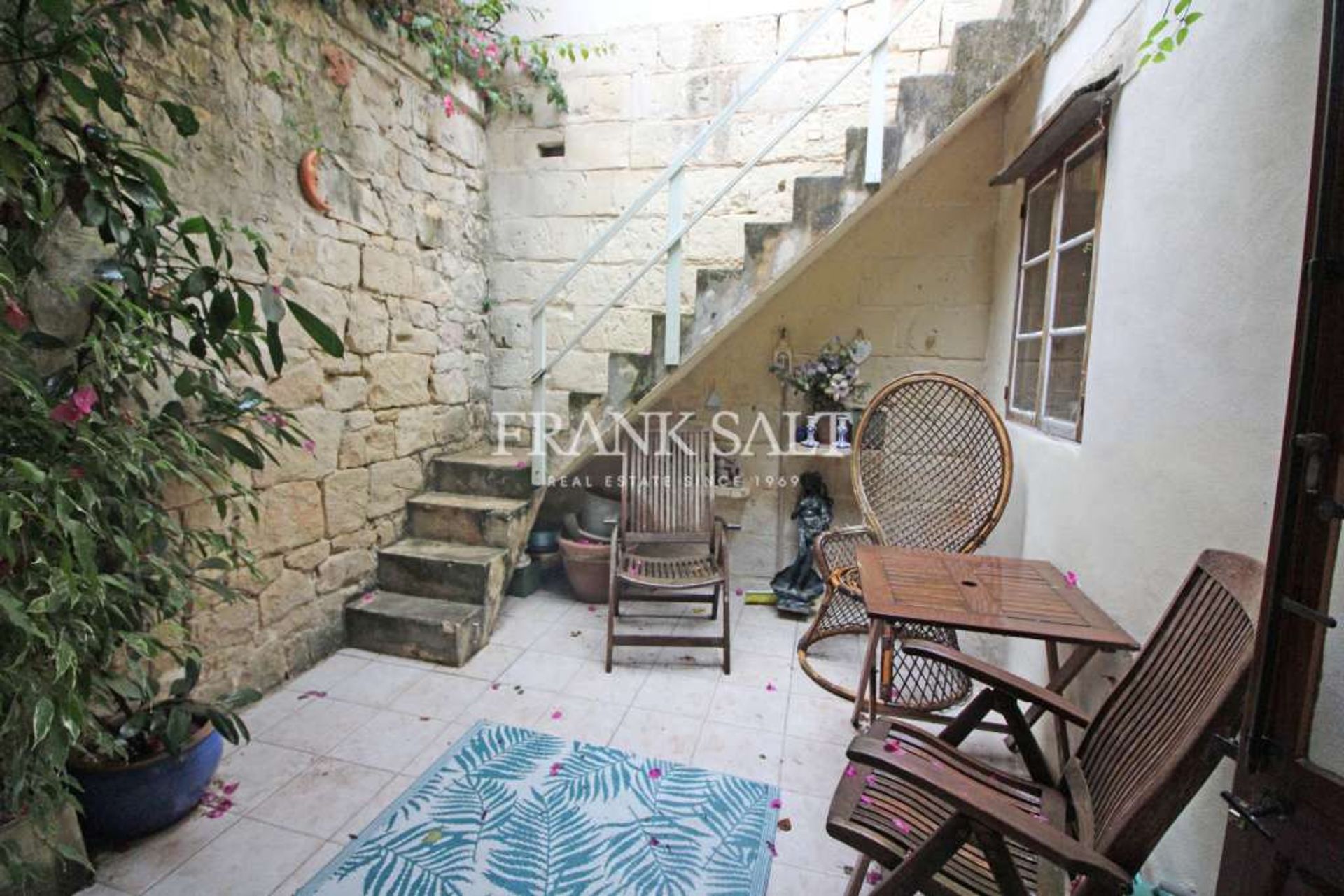 rumah dalam Naxxar,  11263263