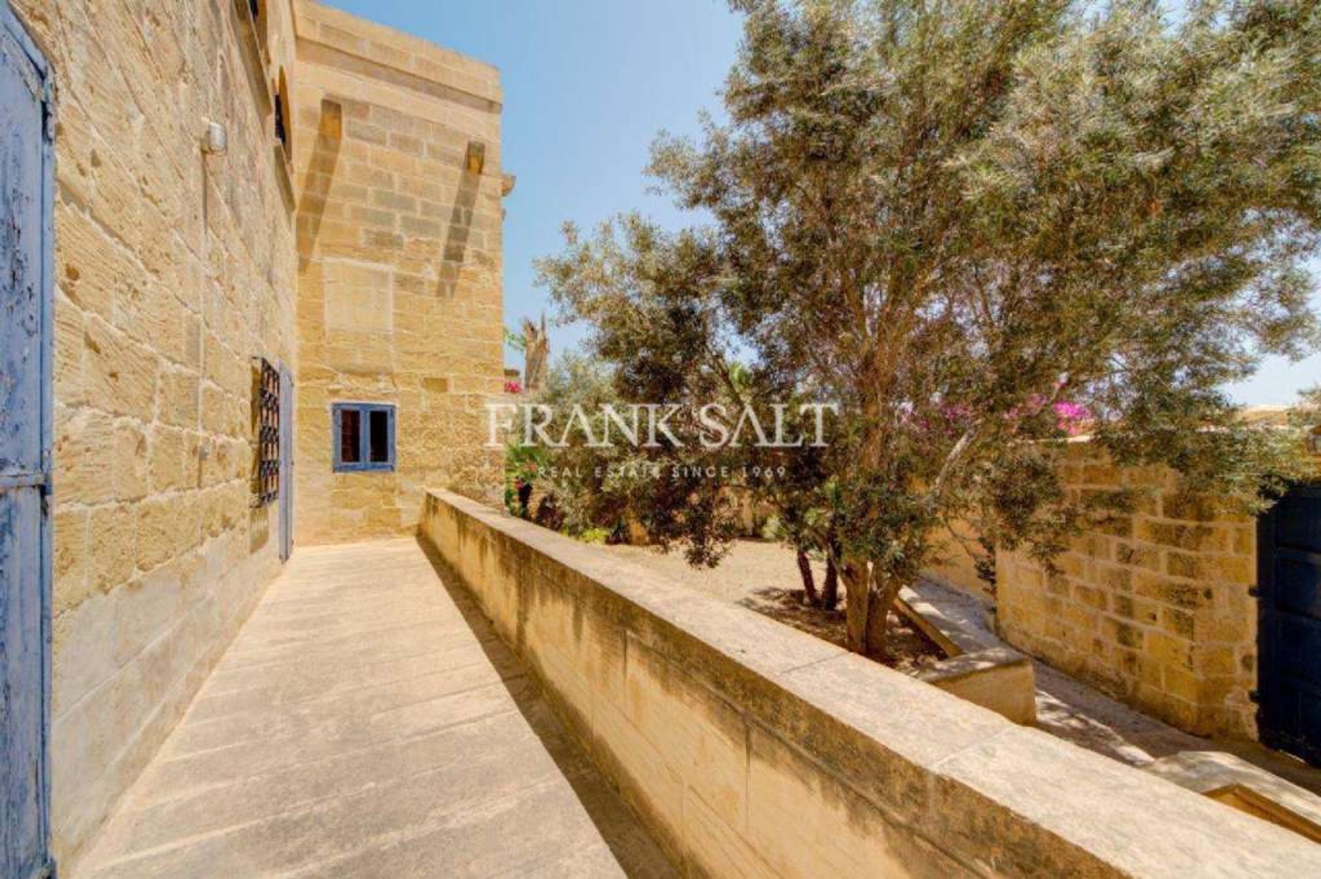 Hus i Gharb, Gharb 11263300