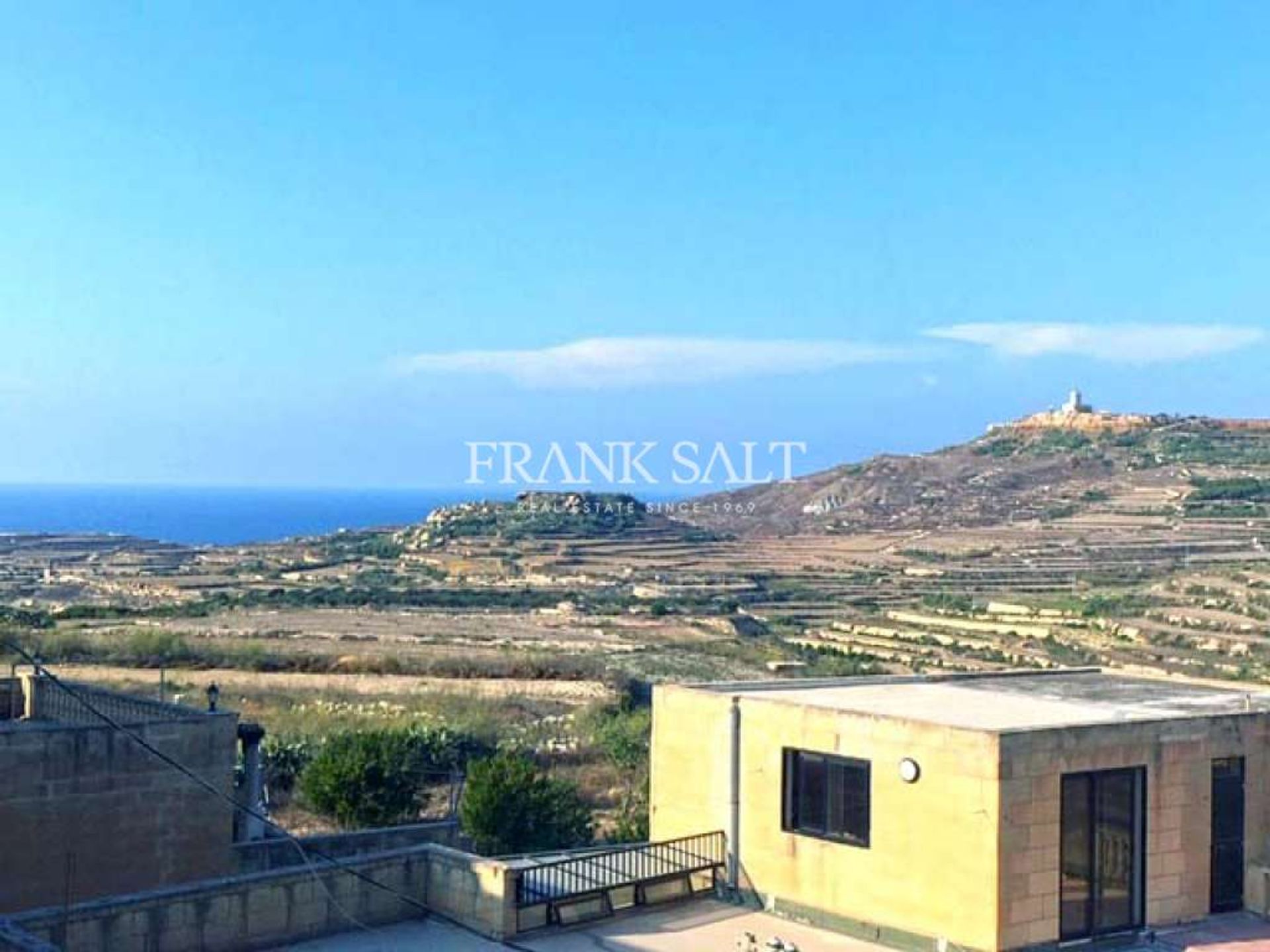 Condominium in Gharb,  11263562