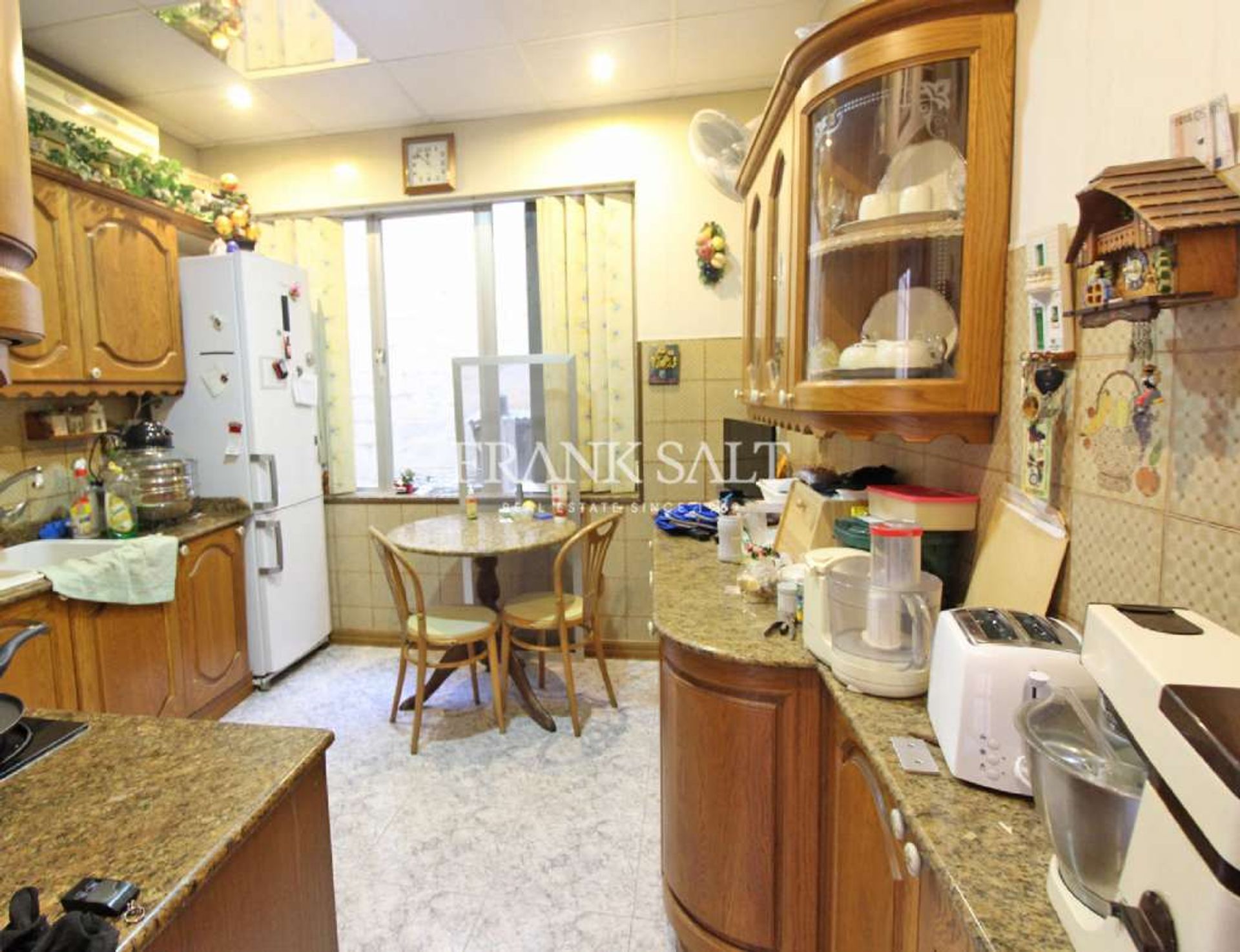 Osakehuoneisto sisään Senglea, Isla 11263692