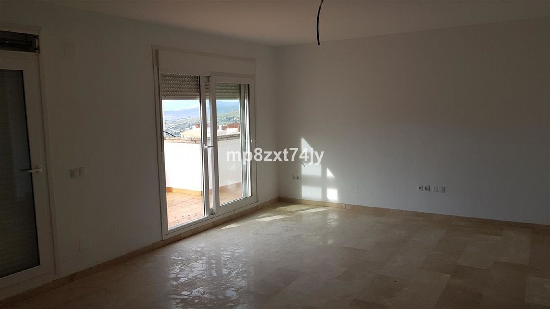 Condominio en Alcaucín, Andalucía 11263727