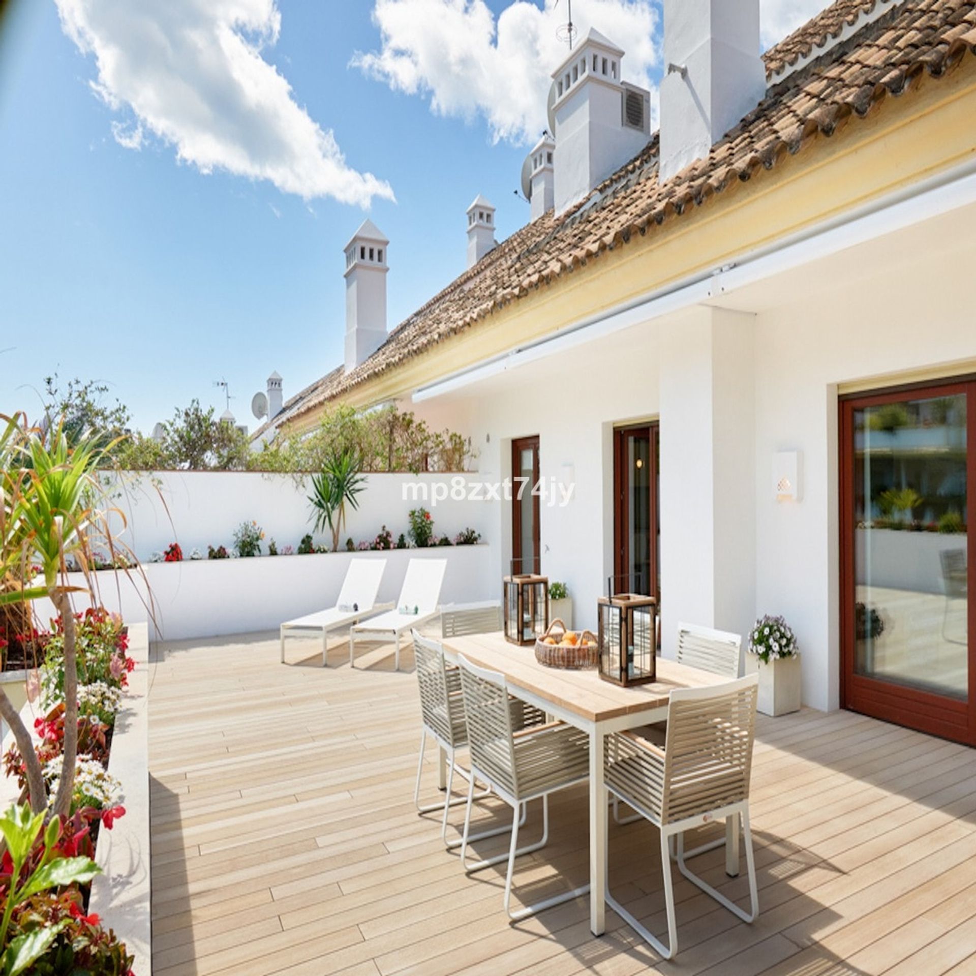 Квартира в Marbella, Andalucía 11263787