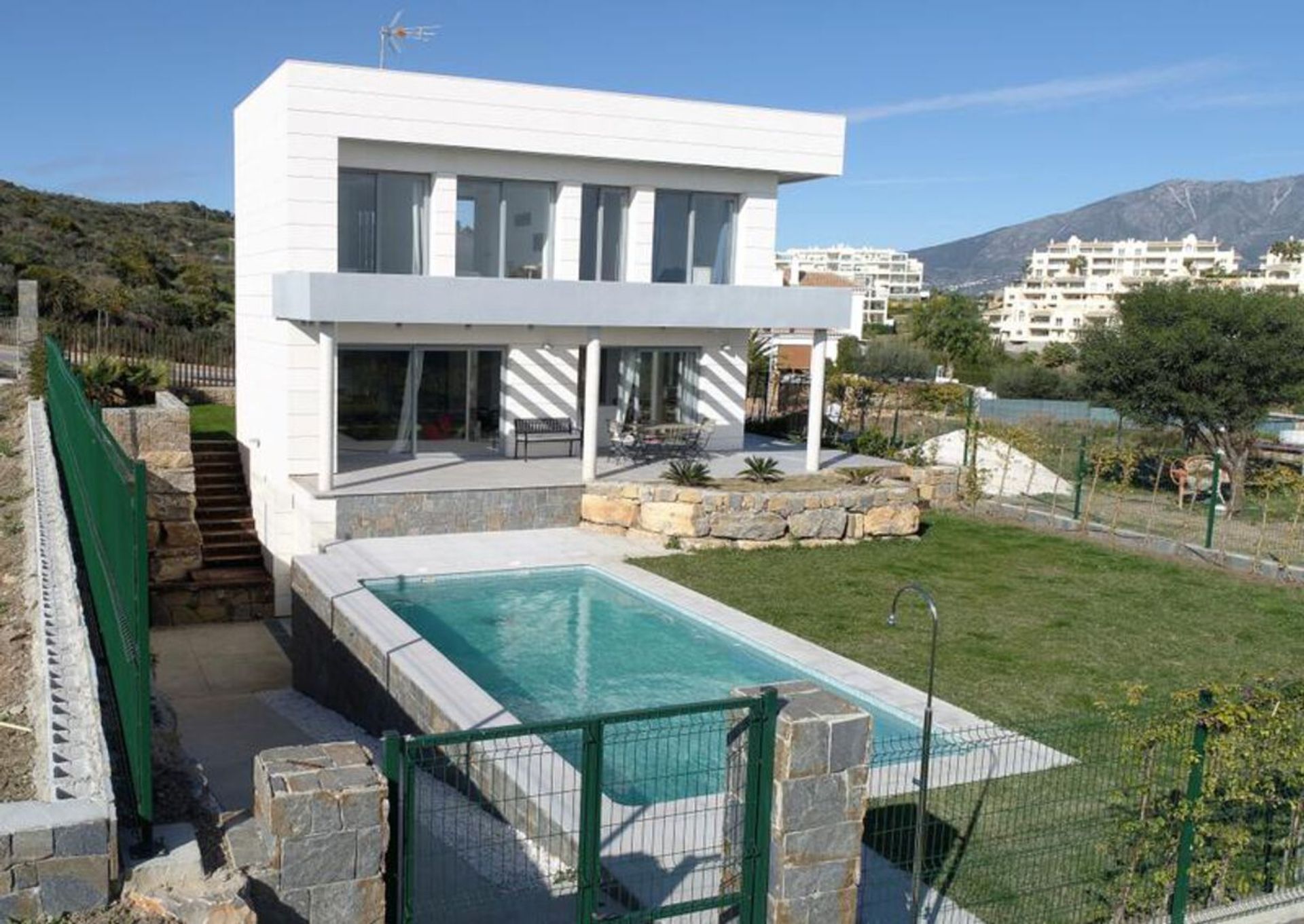 House in Las Lagunas de Mijas, Andalucía 11266277