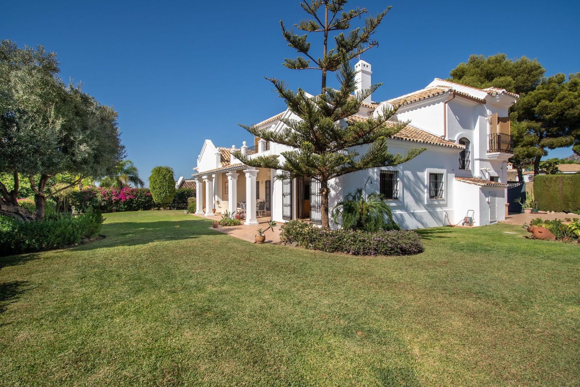 Rumah di Estepona, Andalucía 11266750