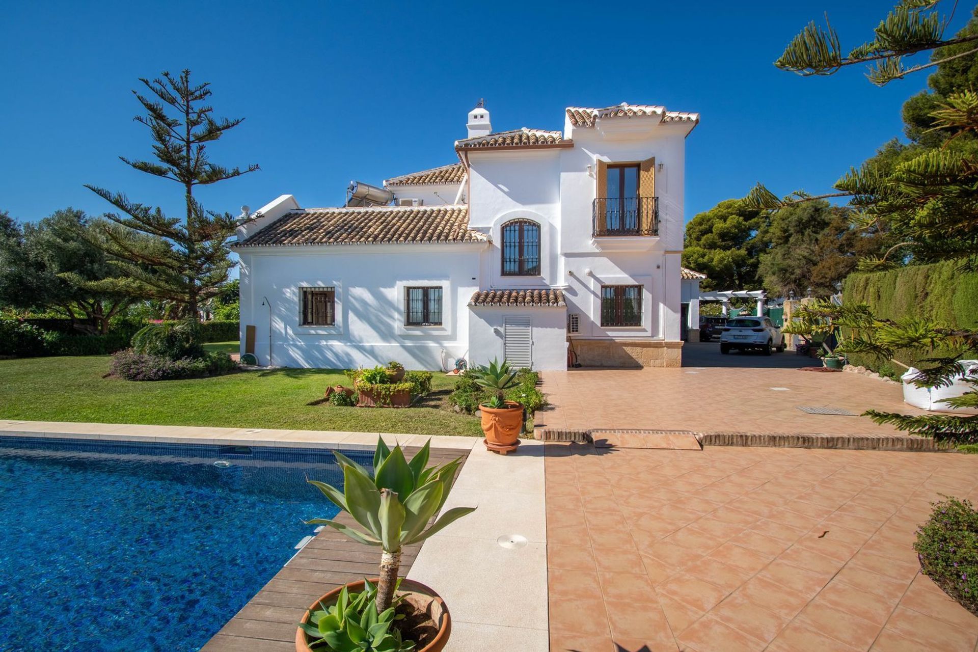 Rumah di Estepona, Andalucía 11266750