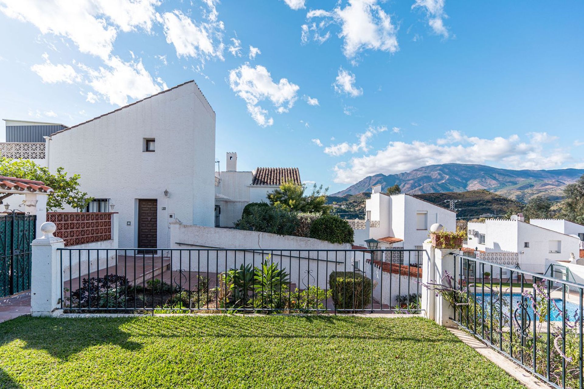 Haus im Estepona, Andalusien 11267234