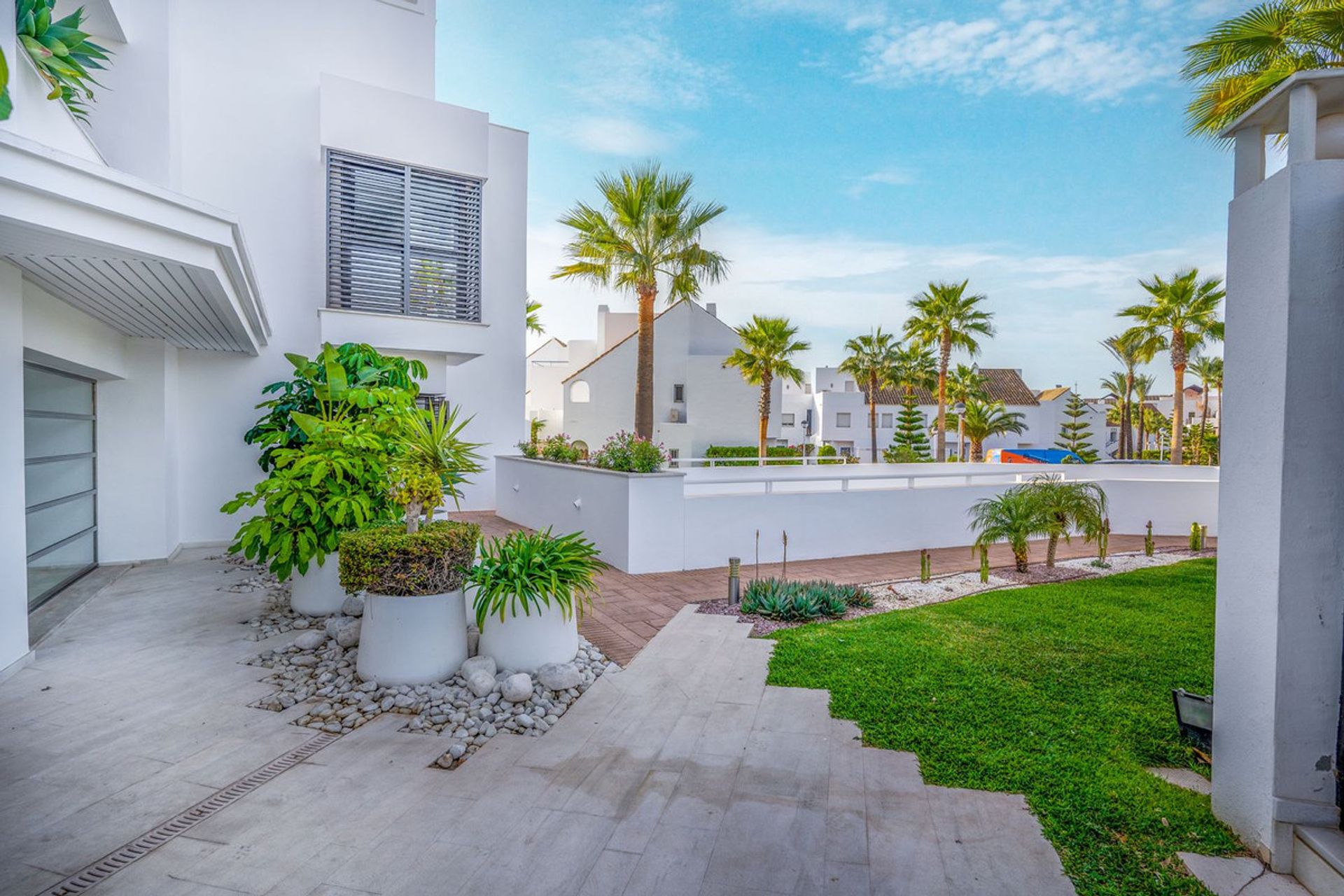 Condominium in San Luis de Sabinillas, Andalusië 11267361