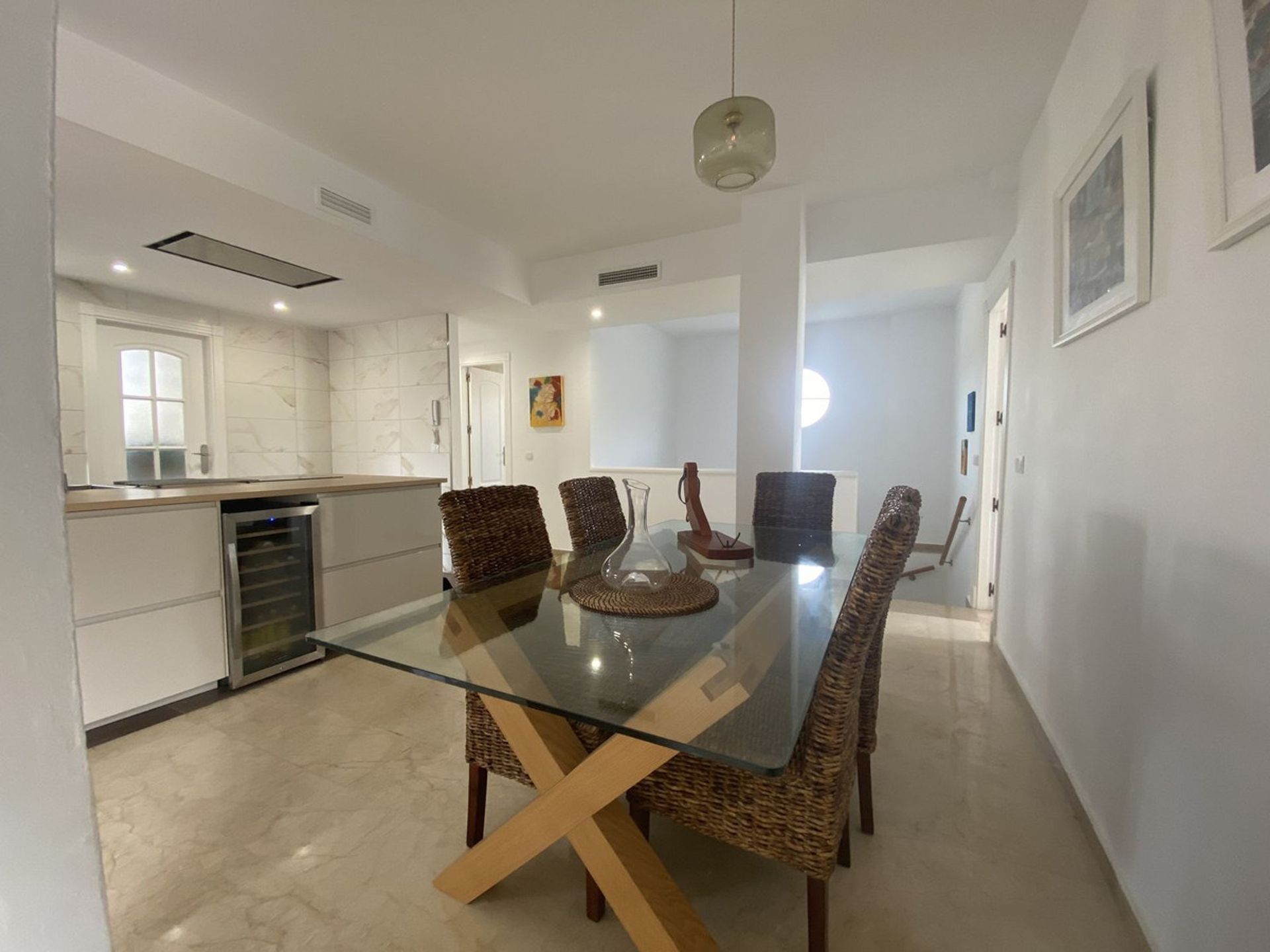 Condominium dans San Luis de Sabinillas, Andalousie 11267525