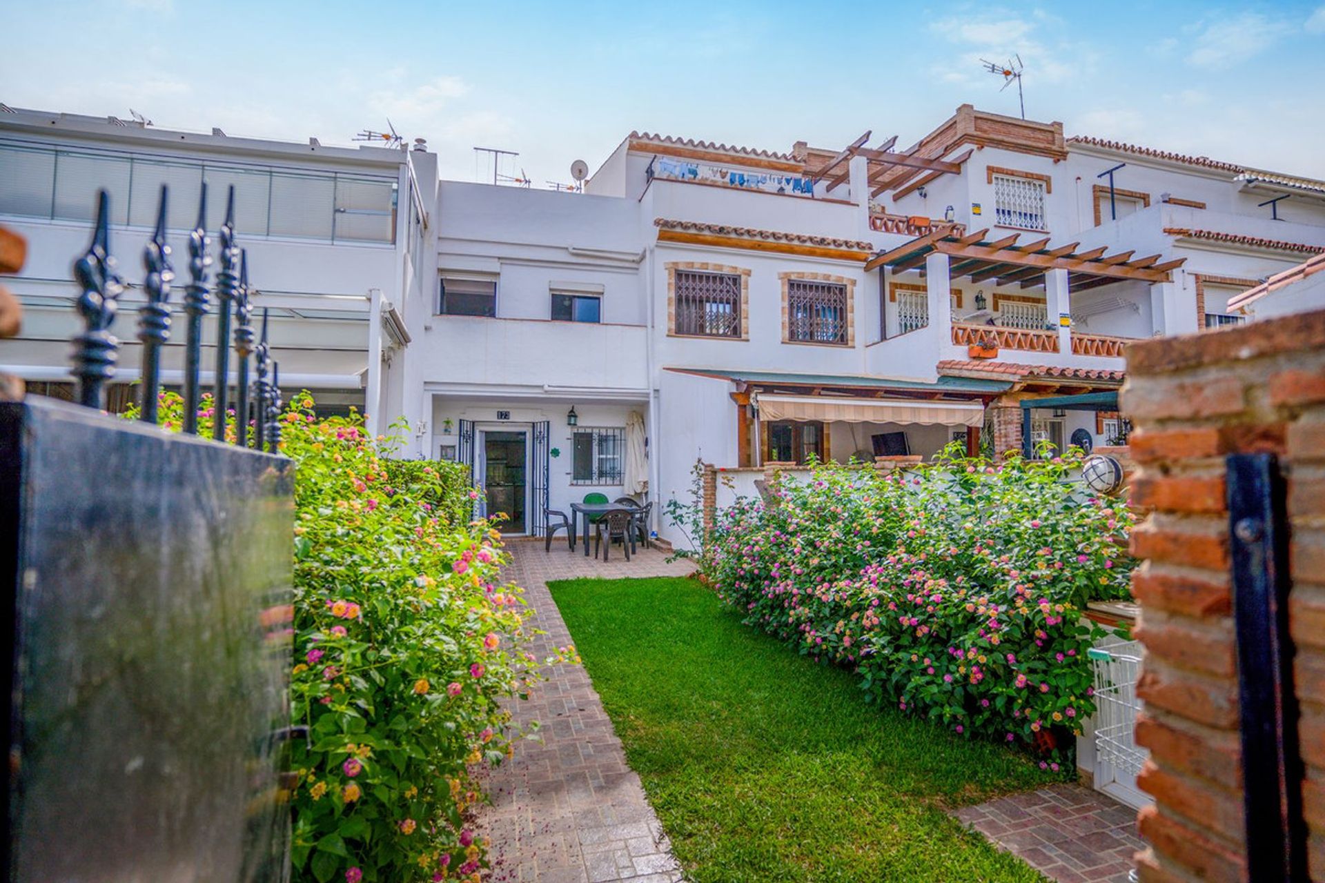 Hus i Castillo de Sabinillas, Andalusien 11267656