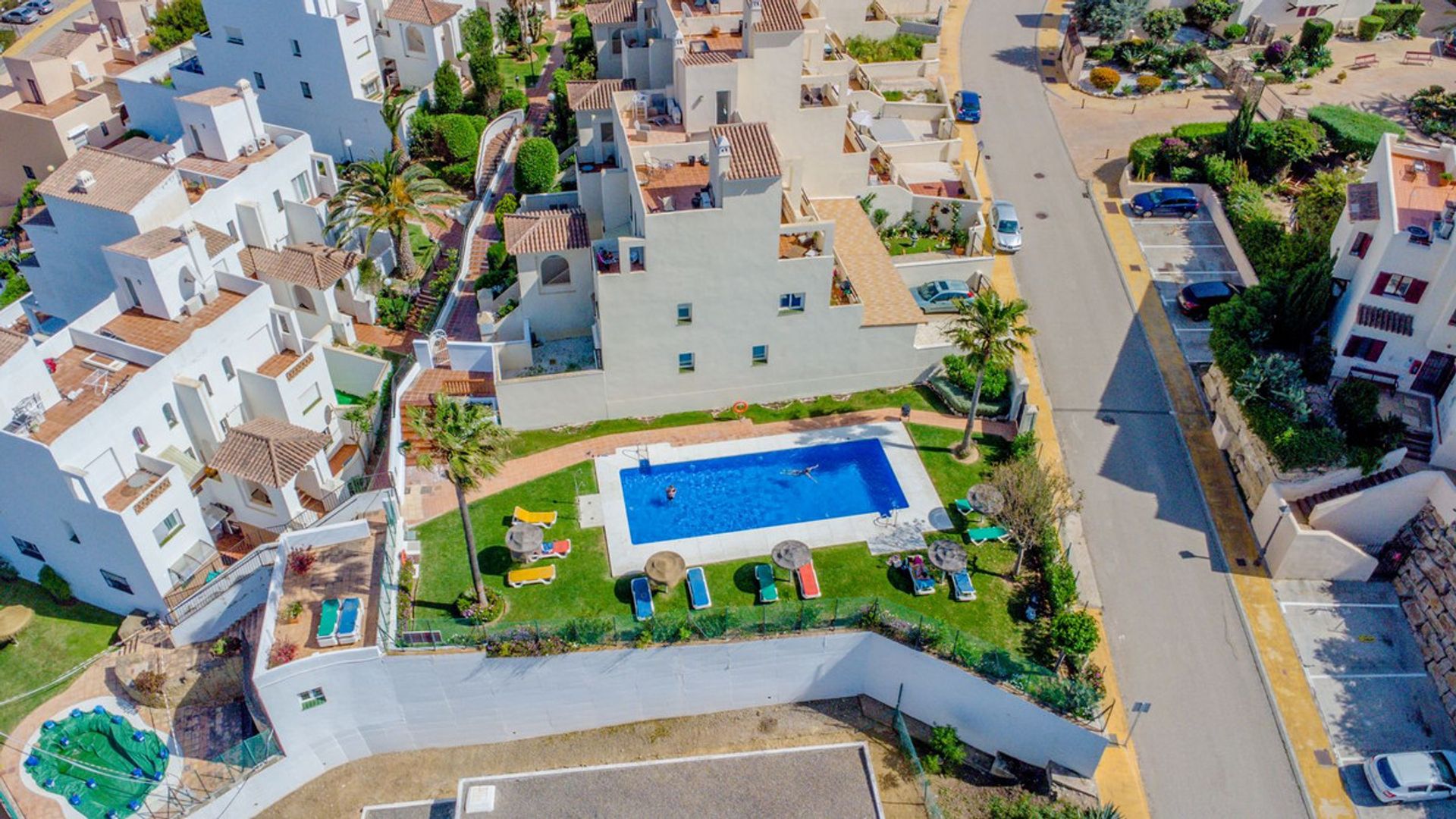 Condominium dans San Luis de Sabinillas, Andalousie 11267794