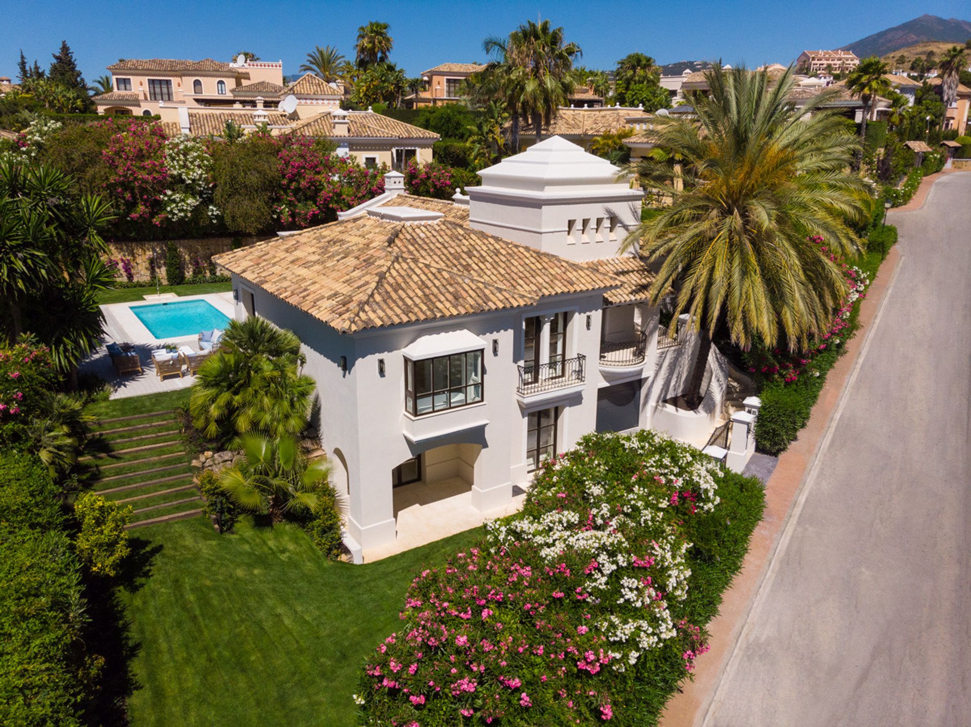 Haus im Marbella, Andalucía 11268092