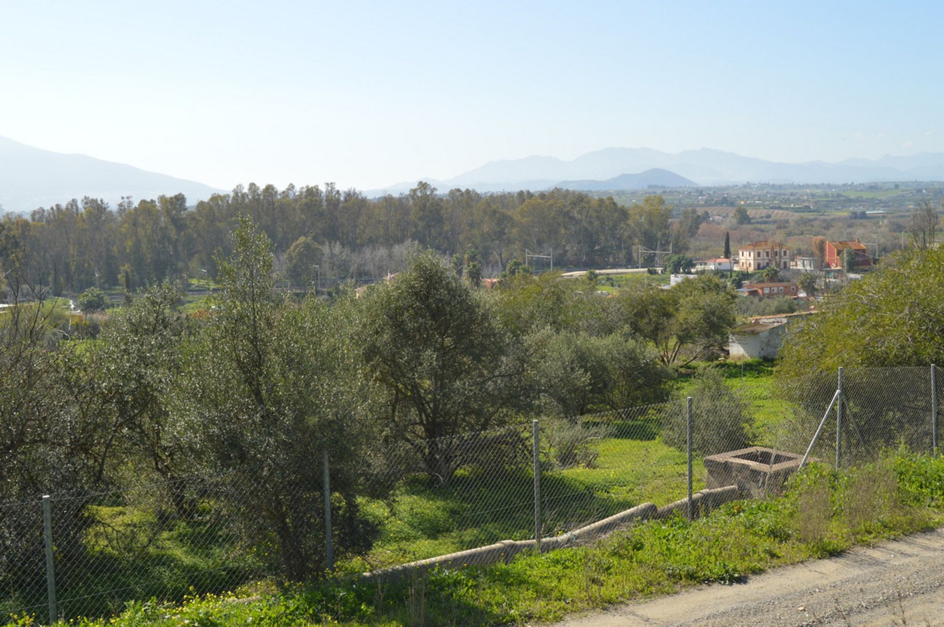 土地 在 Estación de Cártama, Andalucía 11268684