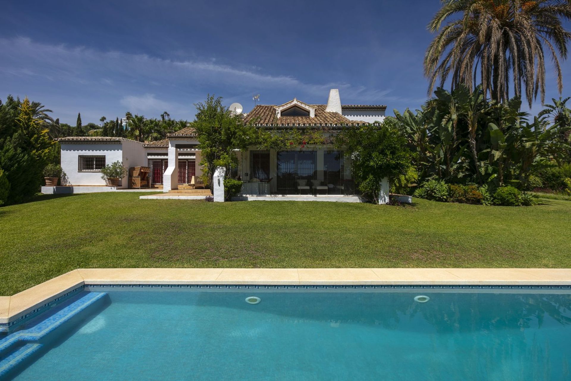 Rumah di Estepona, Andalucía 11268929