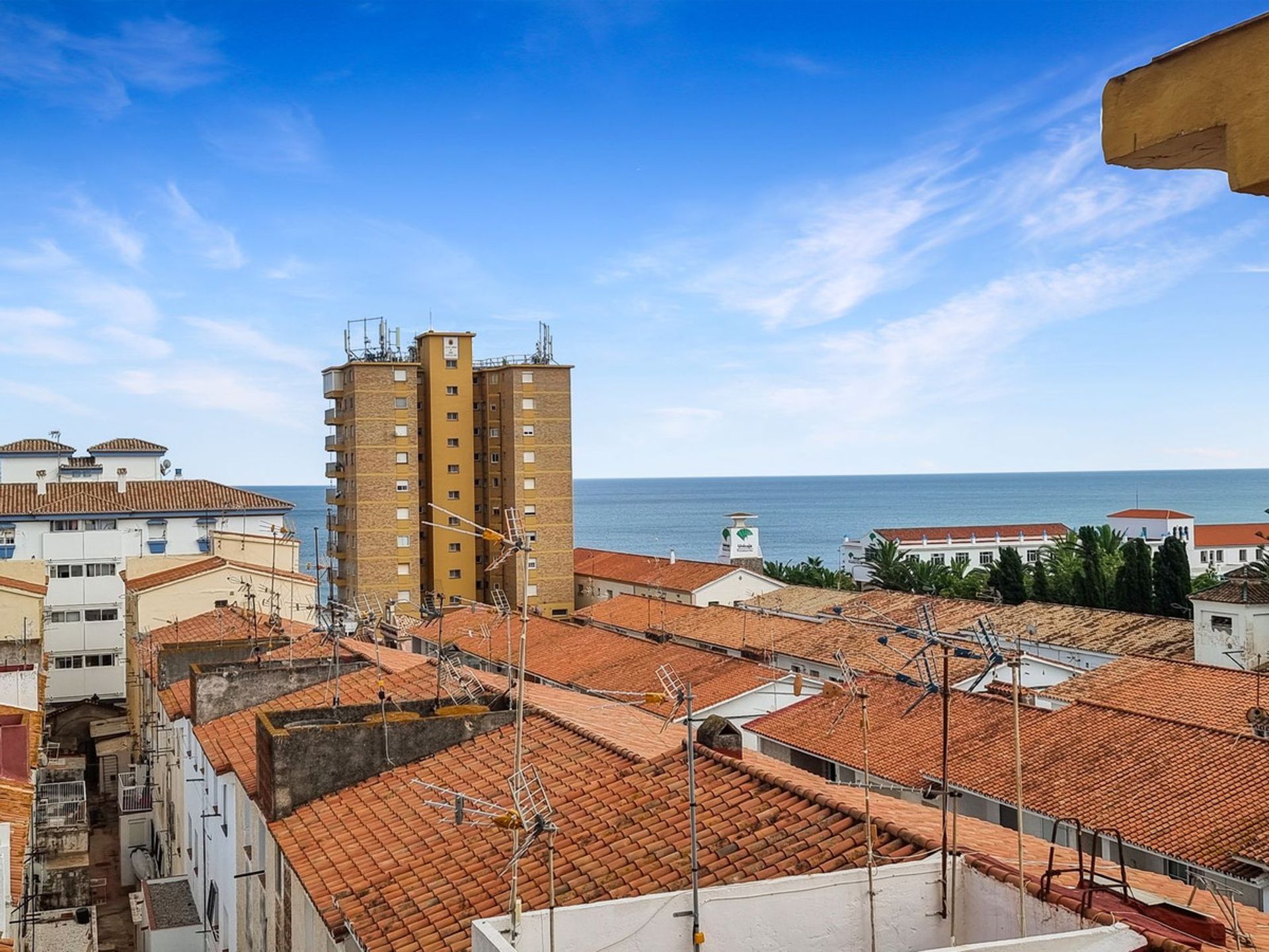 Condominium dans San Luis de Sabinillas, Andalousie 11269911