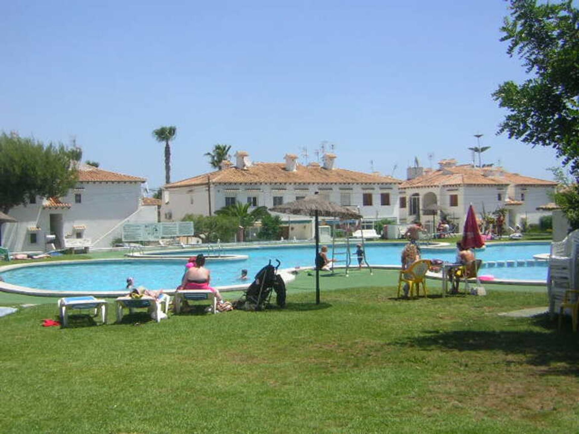 Condominium in Torrevieja, Comunidad Valenciana 11270123