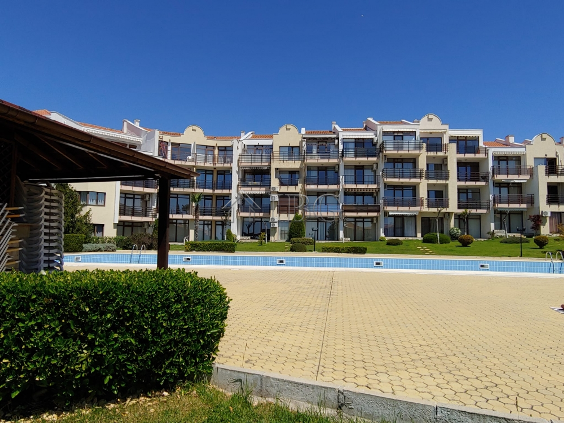 Condominium in Sveti Vlas, Burgas 11270888