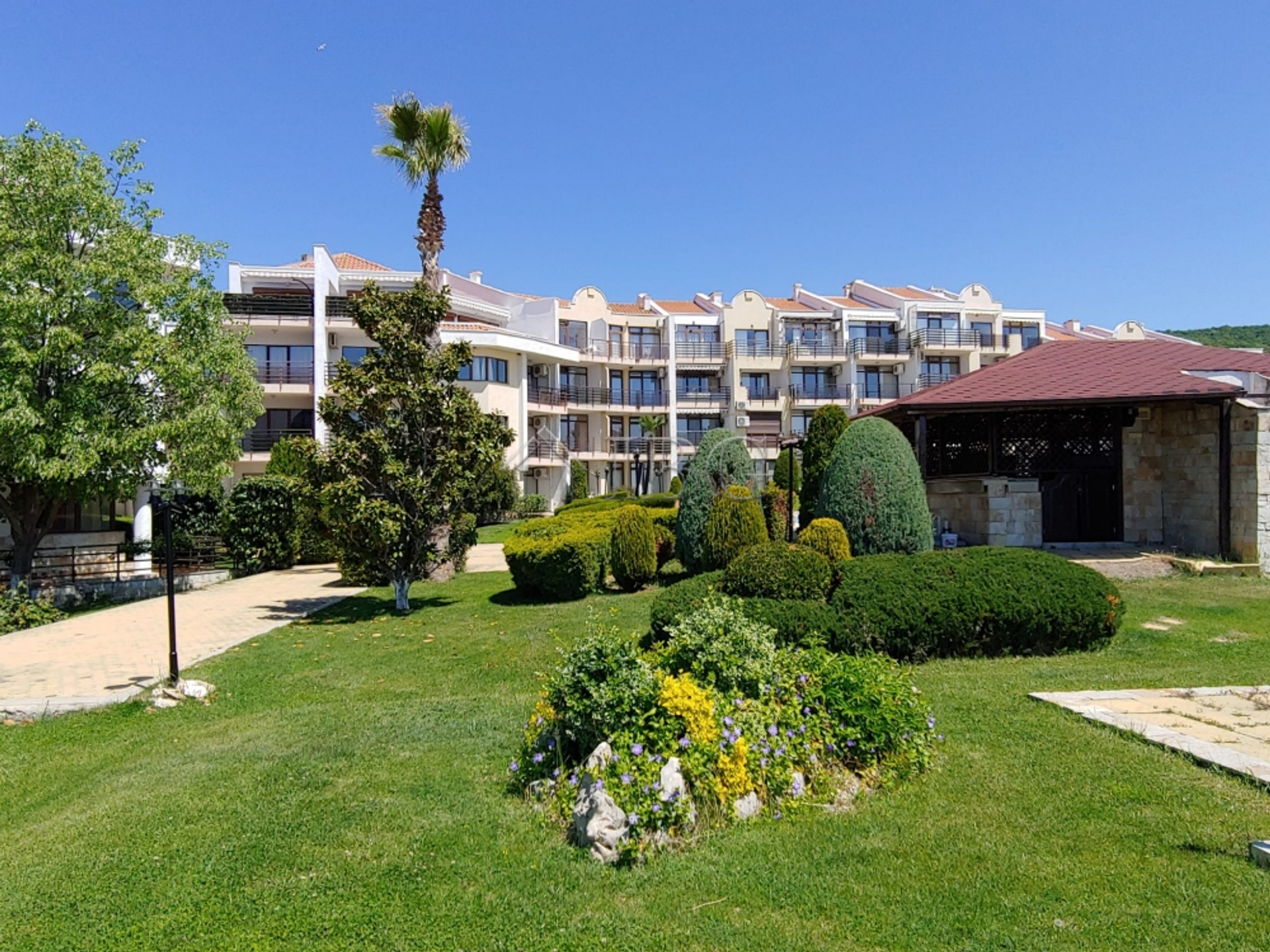 Condominium in Sveti Vlas, Burgas 11270888