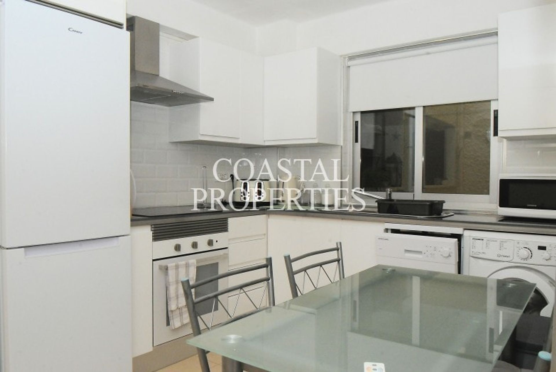 Condominium in Calvia, De Balearen 11271395